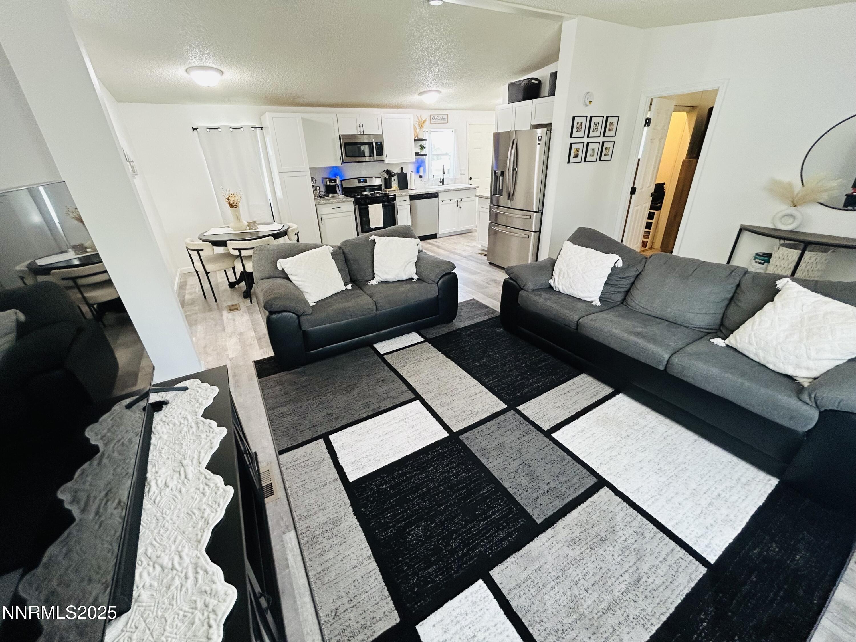 16 Stope Road Property Photo 8