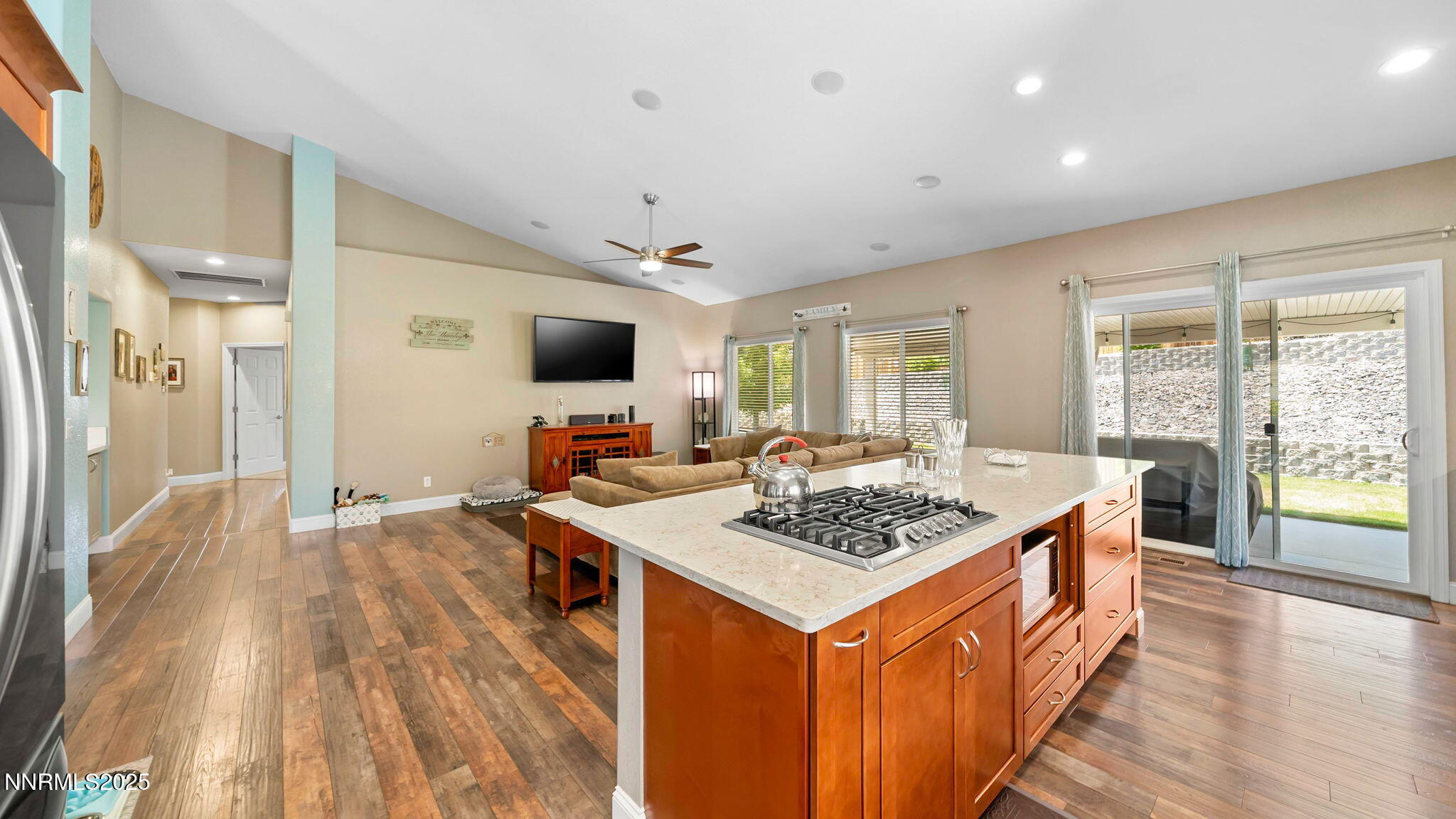21010 9 Mile Court Property Photo 13