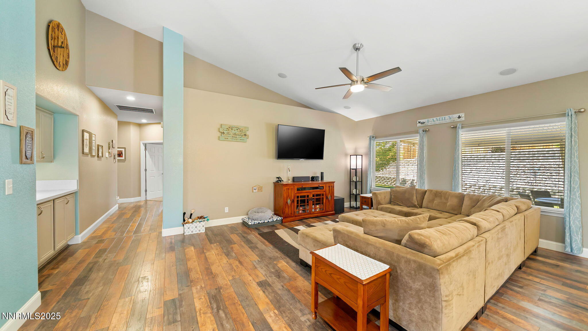 21010 9 Mile Court Property Photo 18