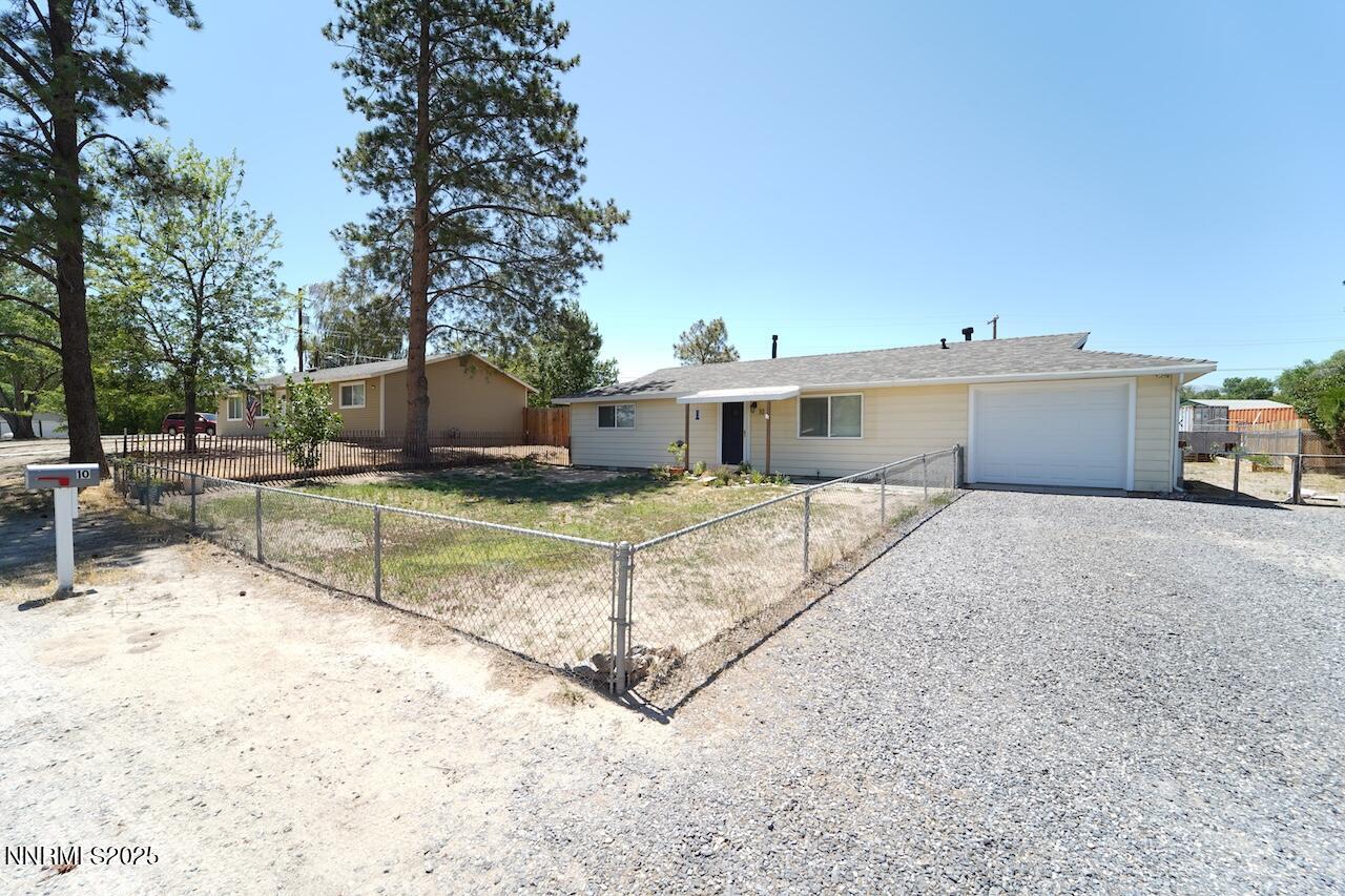 10 Morris Circle Property Photo 2