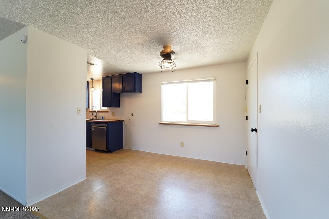 10 Morris Circle Property Photo 6