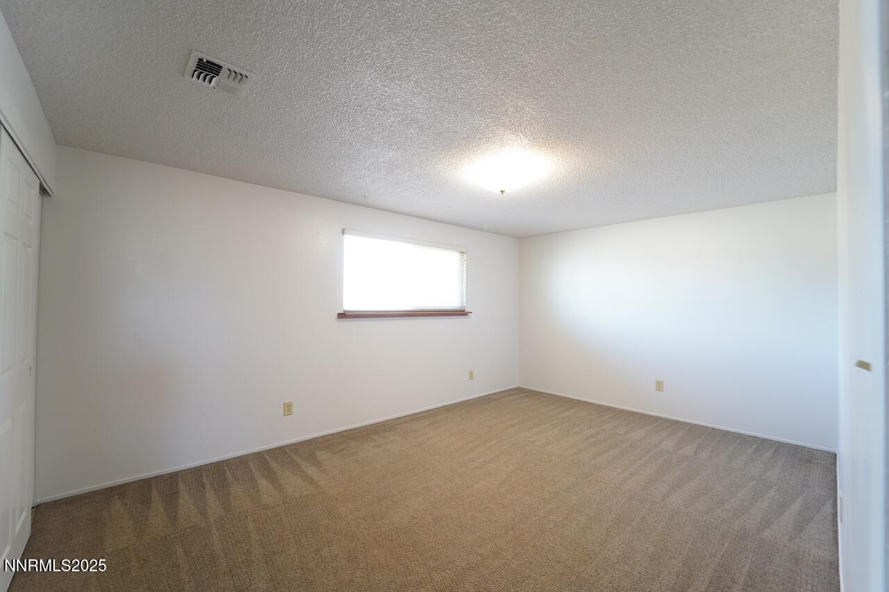 10 Morris Circle Property Photo 14