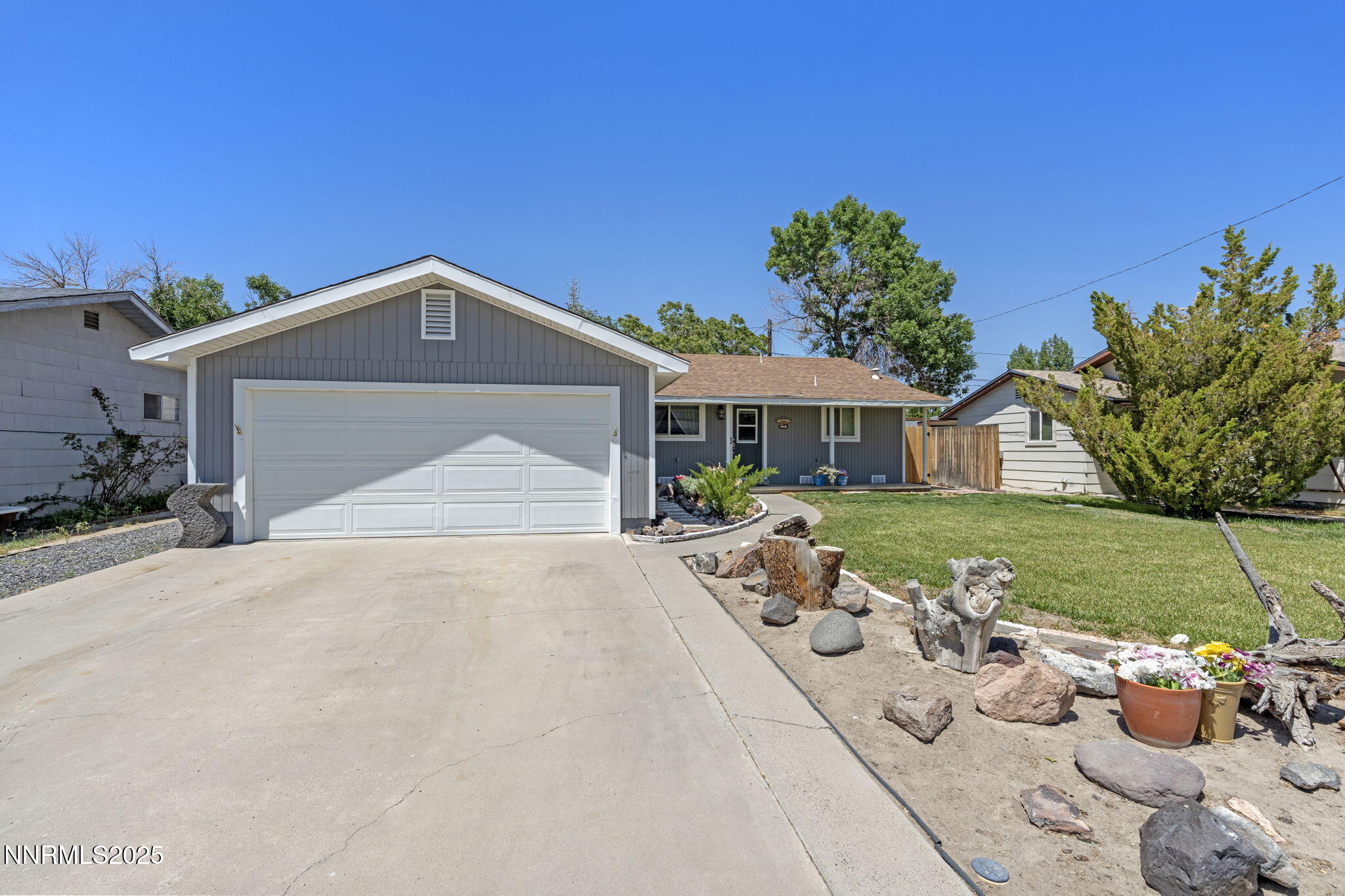 640 Nadine Drive Property Photo 1