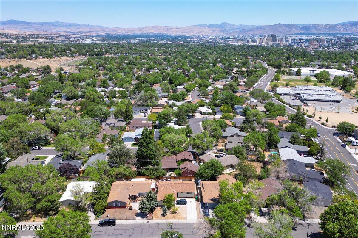 1350 Marne Drive Property Photo 10