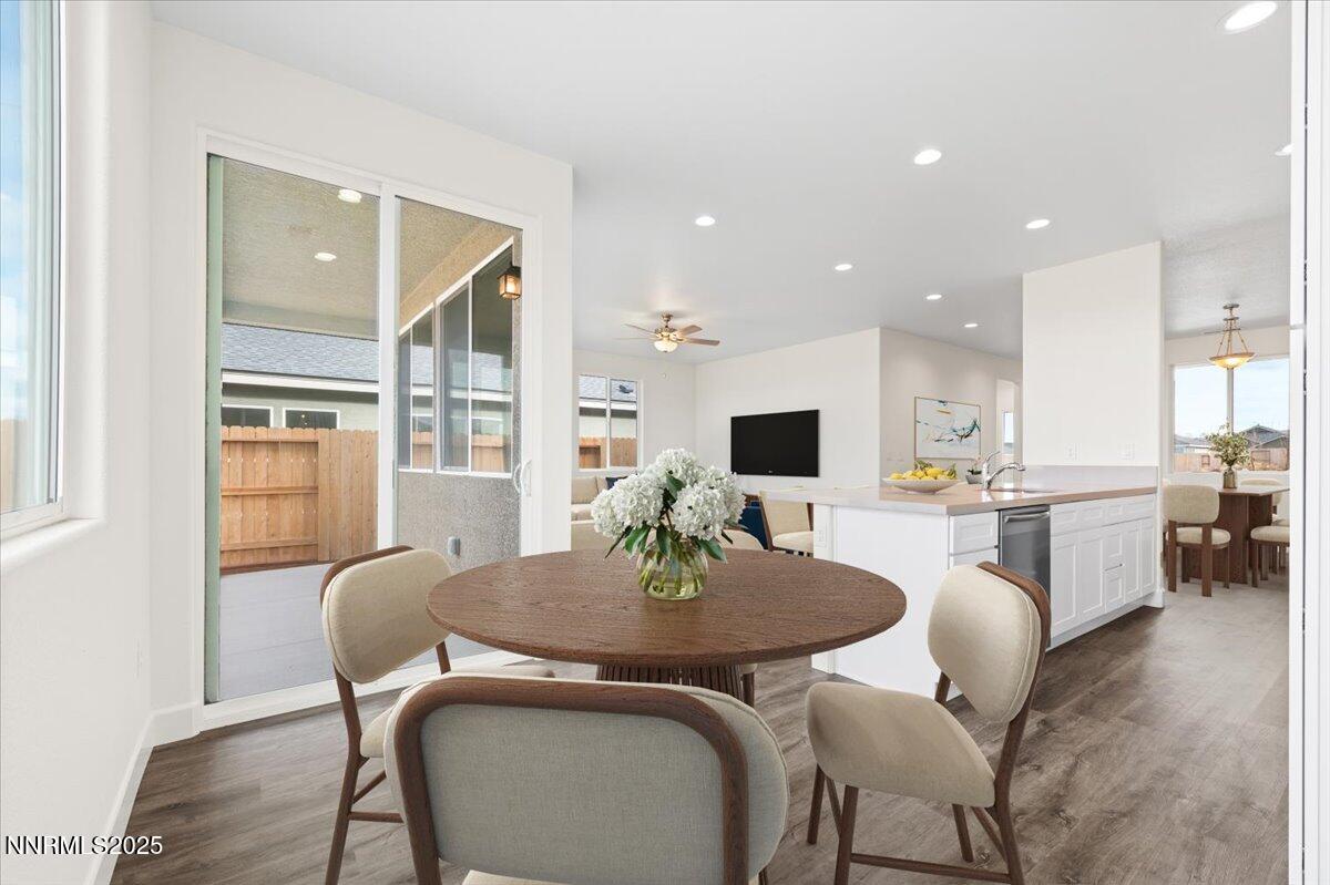 847 Agate Way Property Photo 3