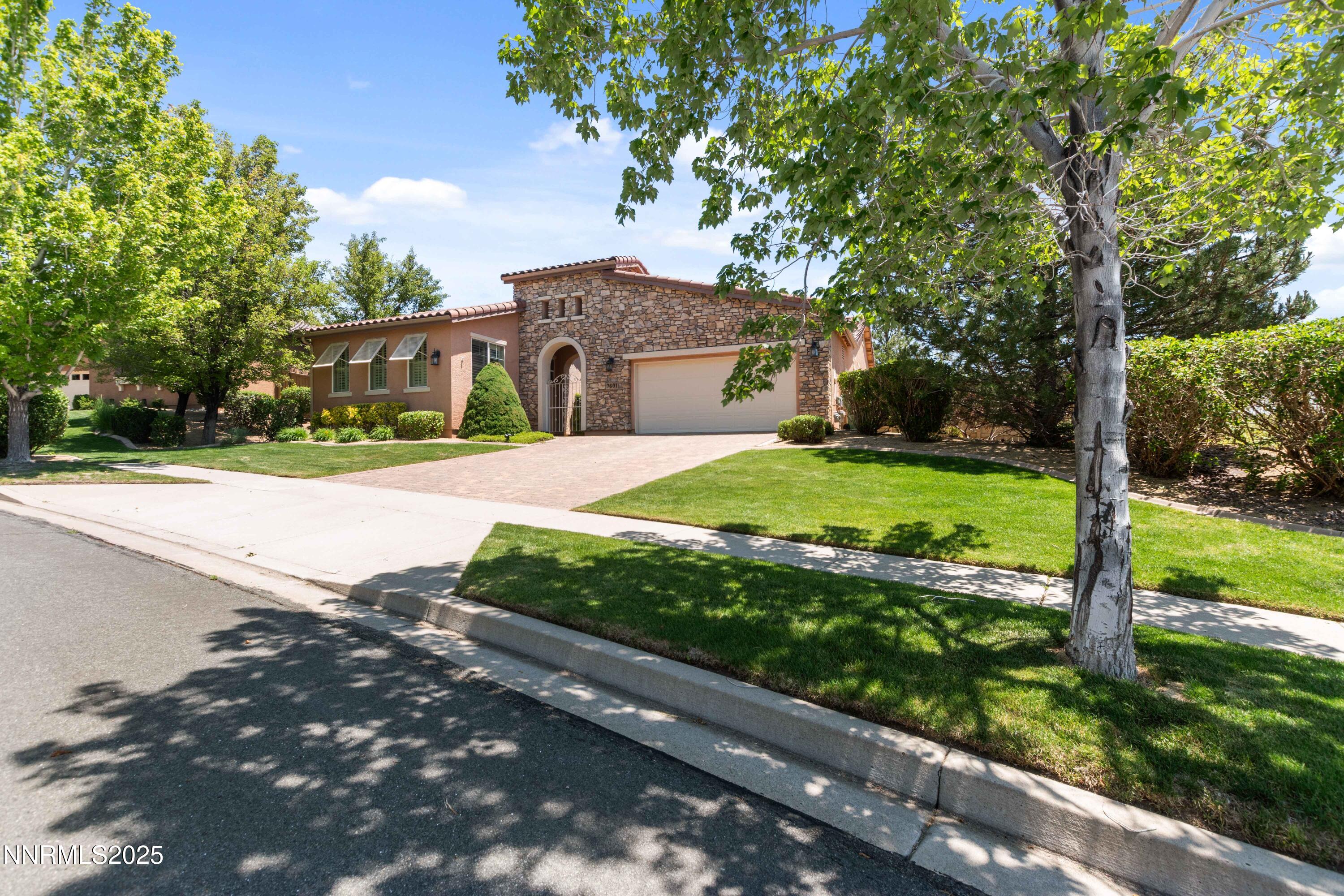 7601 Autumn Ridge Circle Property Photo 1