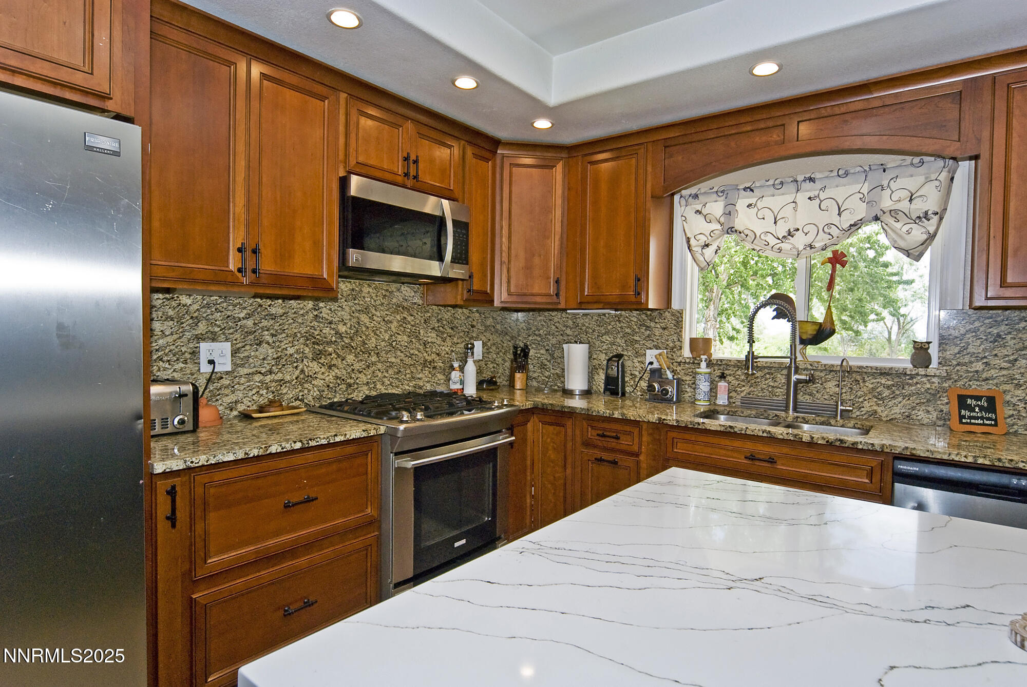 5705 Blue Hills Drive Property Photo 18