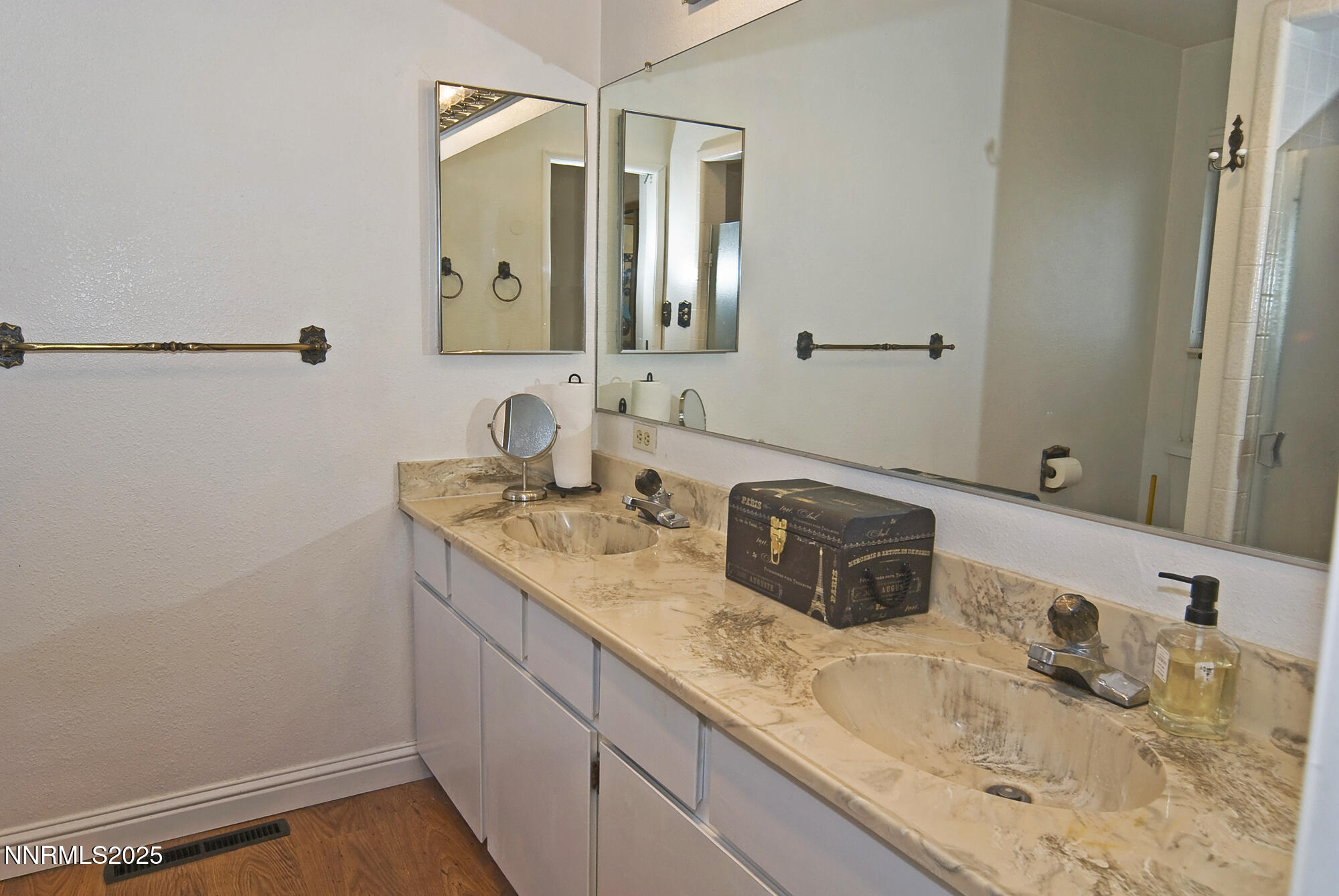 5705 Blue Hills Drive Property Photo 28