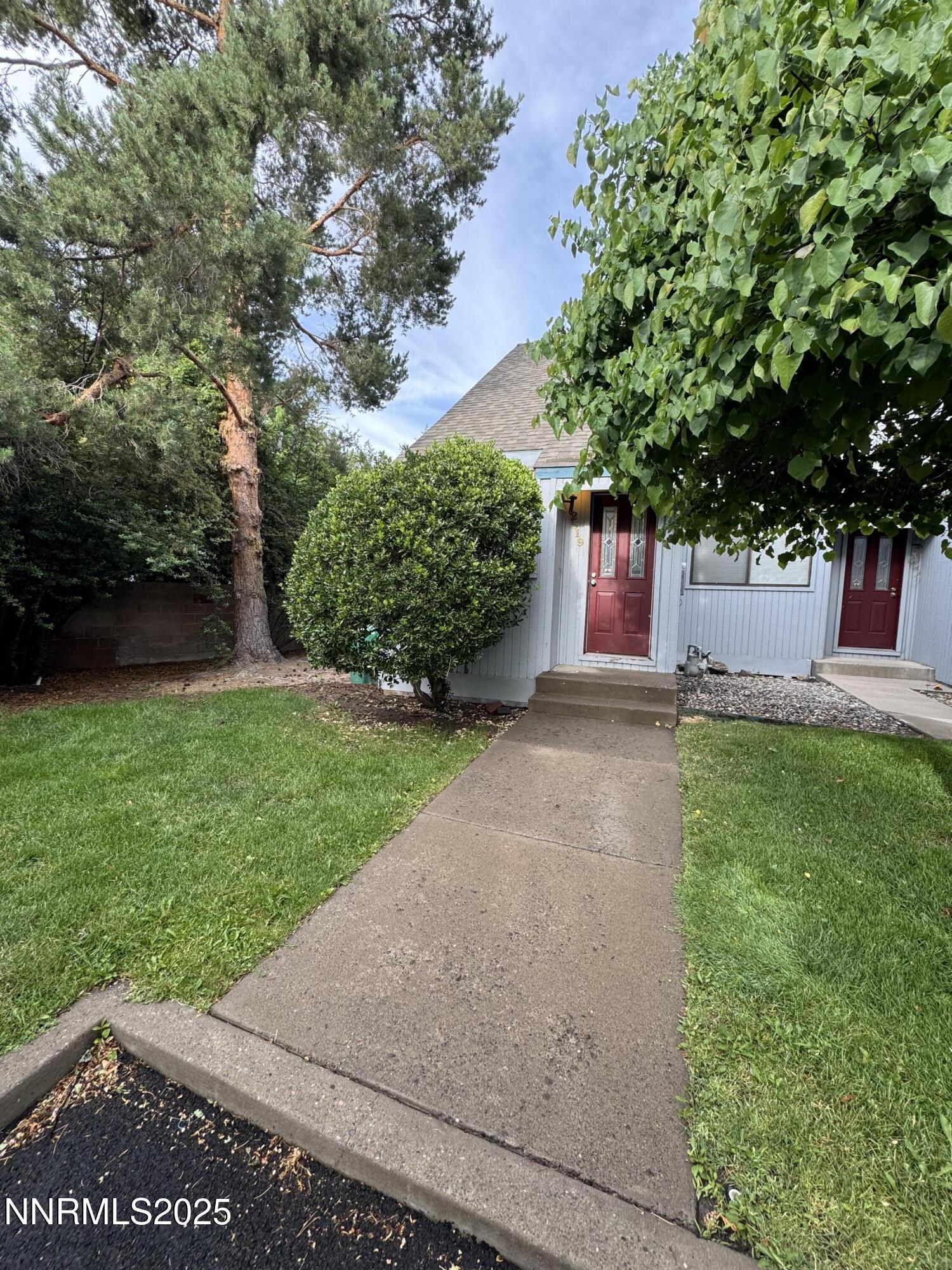 2519 Garfield Court Property Photo 1