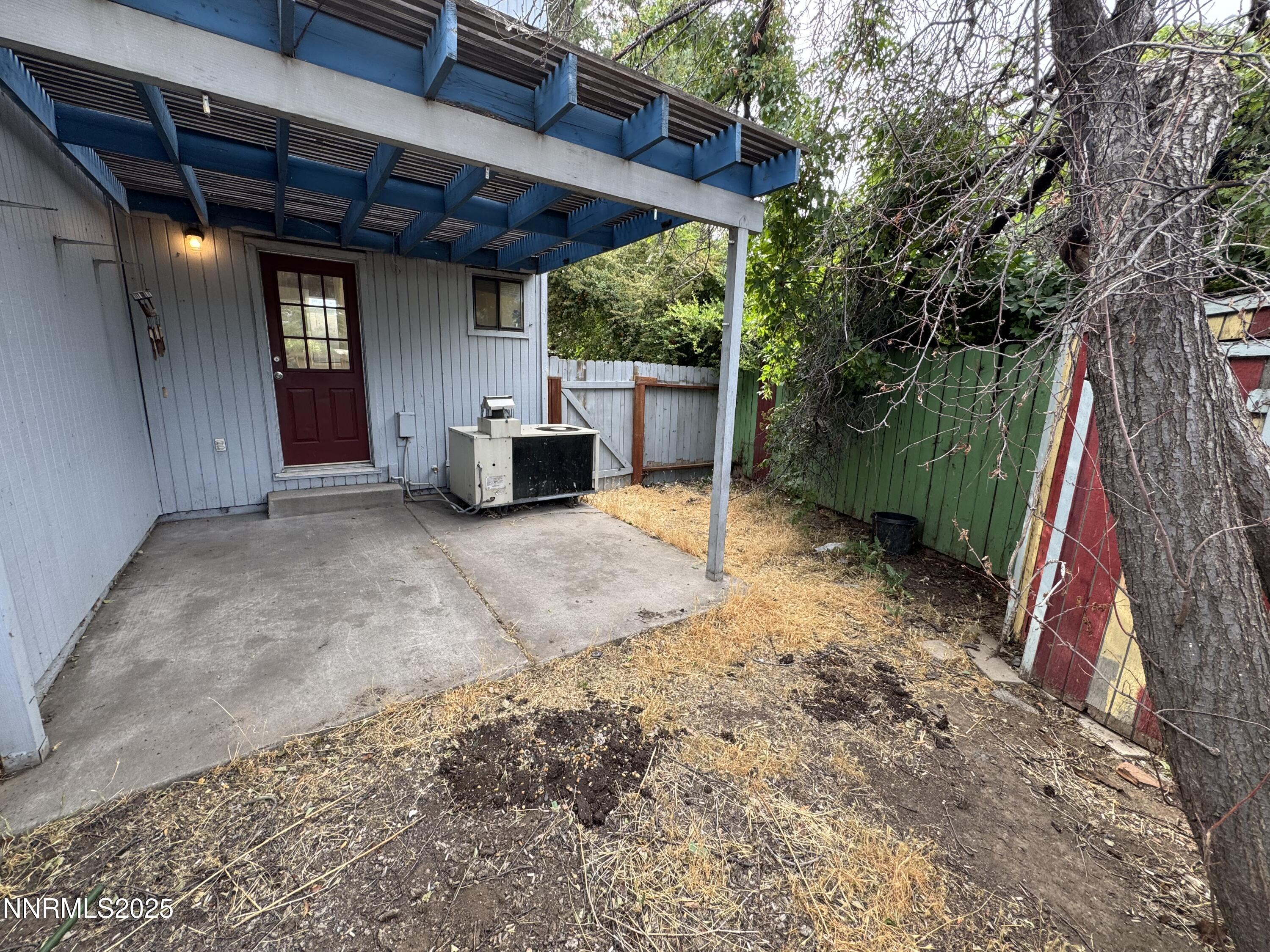 2519 Garfield Court Property Photo 18