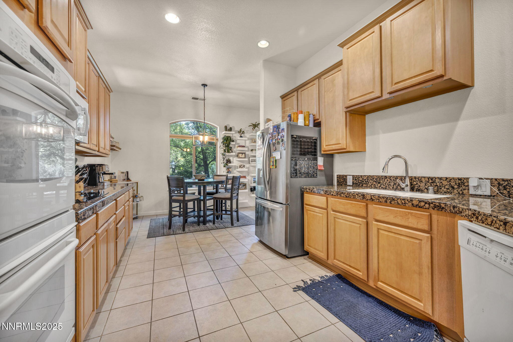 9900 Wilbur May Parkway Property Photo 10