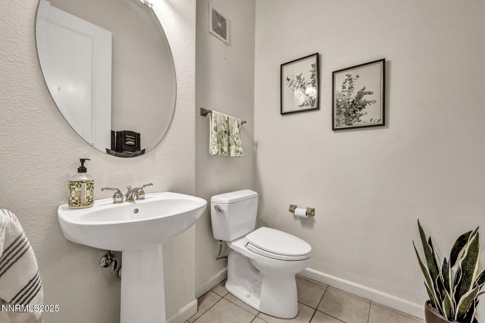 9900 Wilbur May Parkway Property Photo 32