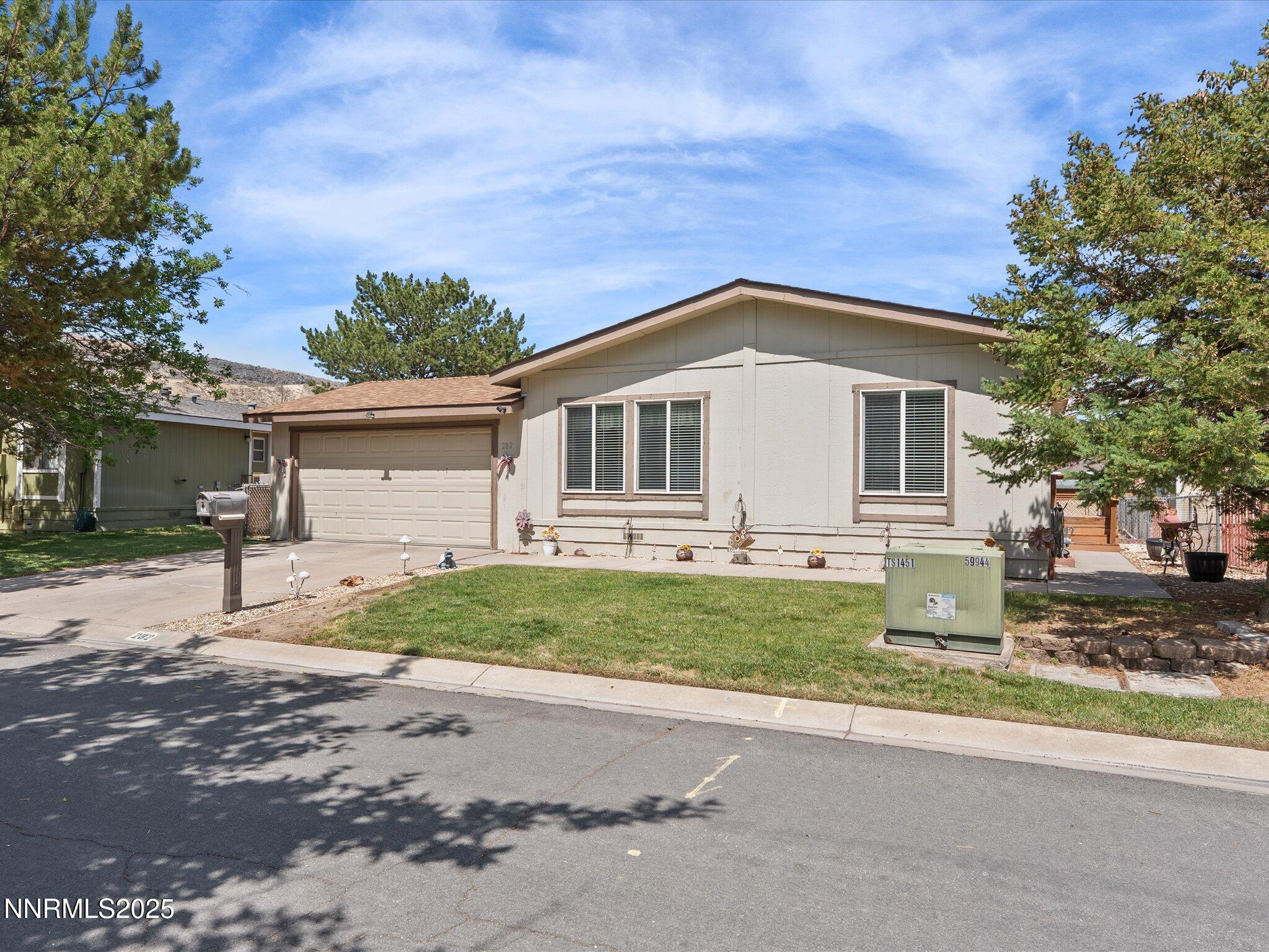 282 Rue De La Divoire Avenue