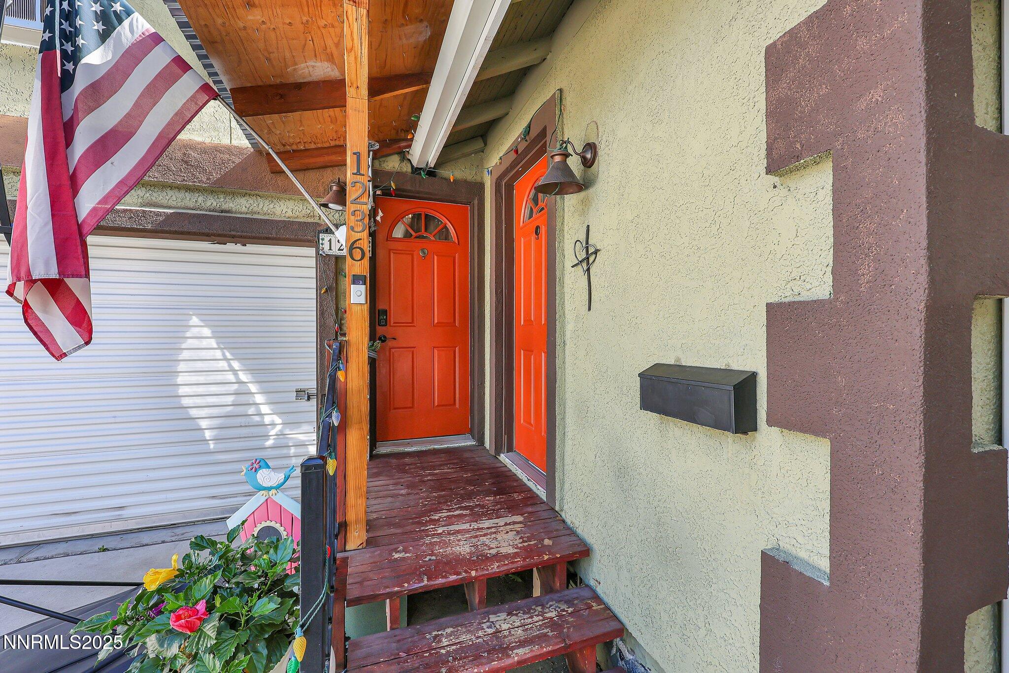 1236 Victorian Plaza Circle Property Photo 11