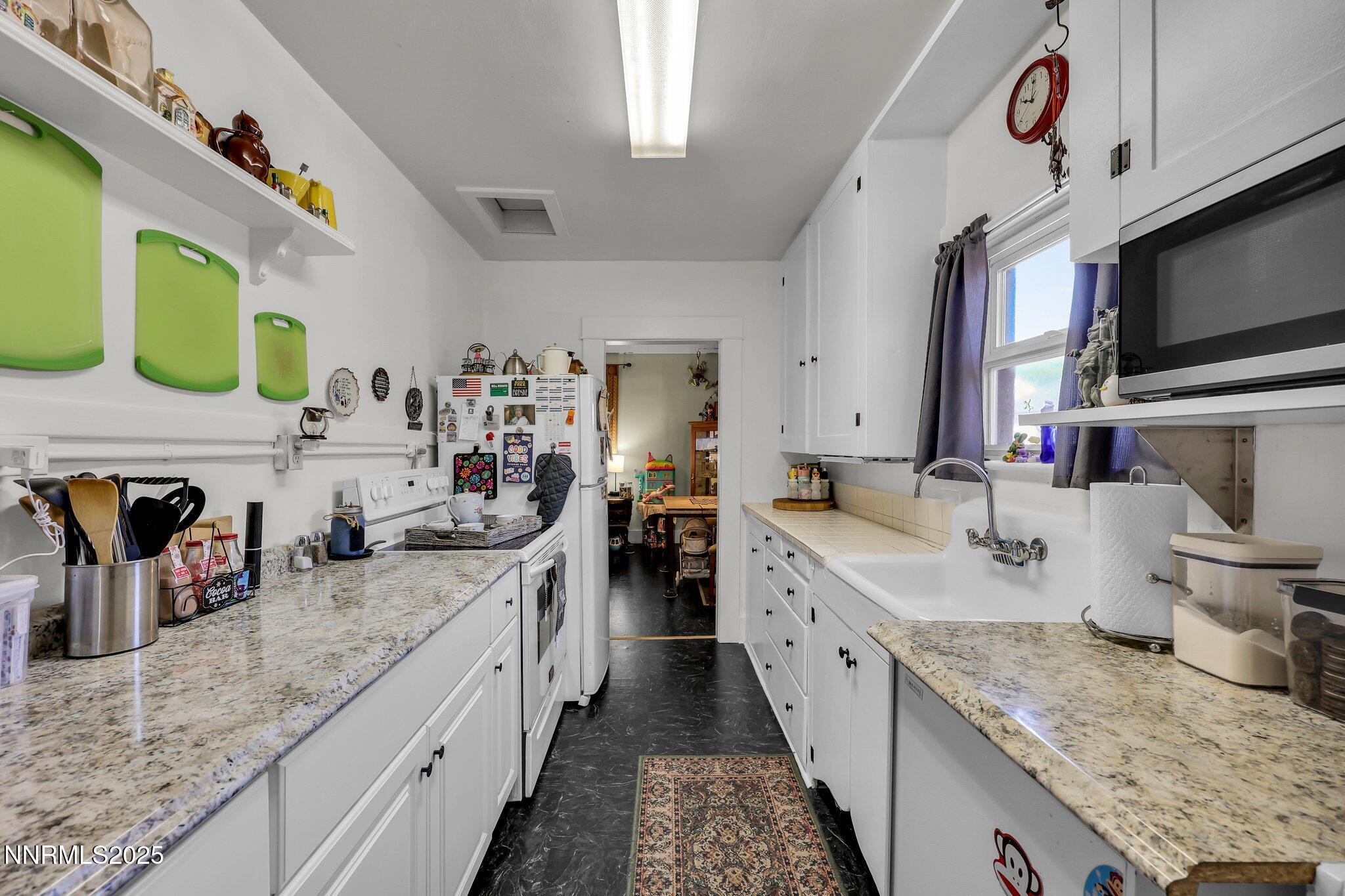 1236 Victorian Plaza Circle Property Photo 15