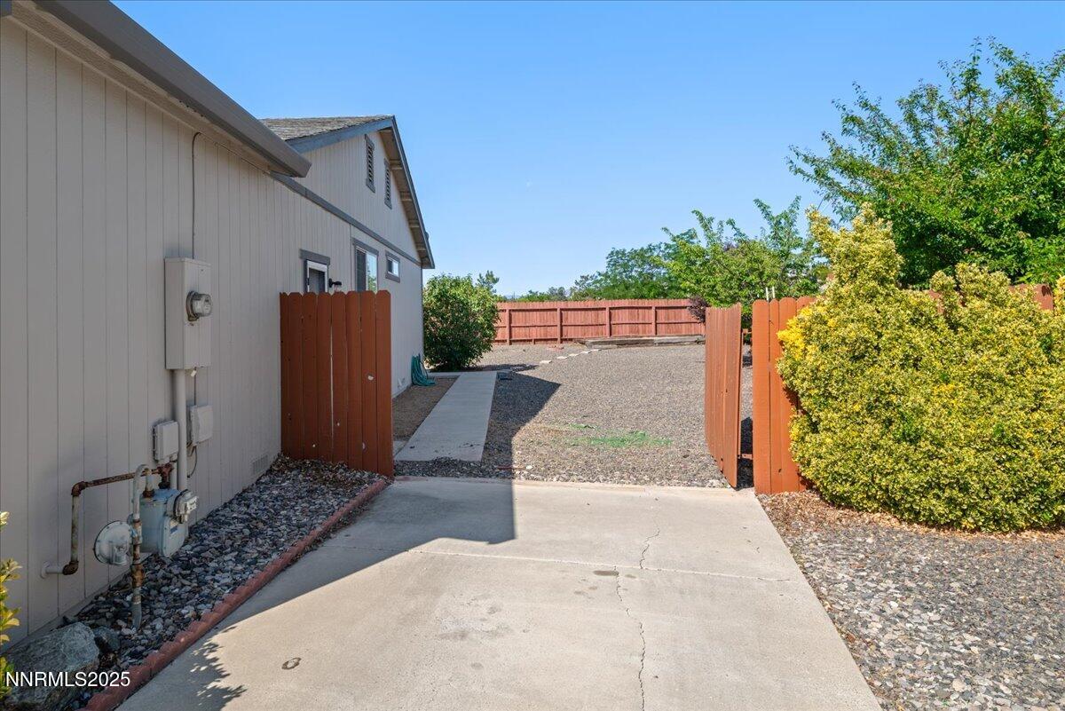 7202 Leonardo Court Property Photo 4