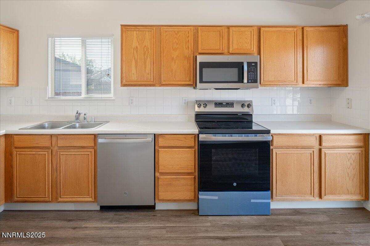 7202 Leonardo Court Property Photo 13