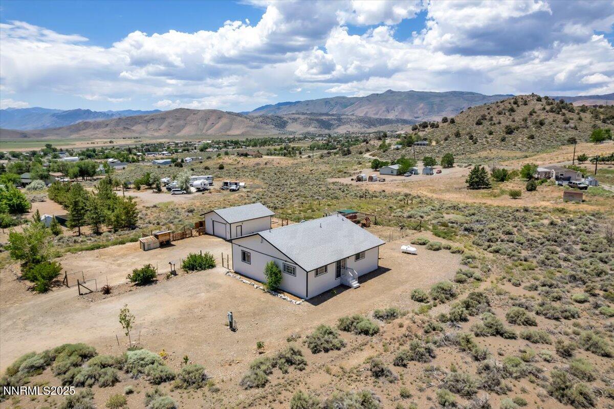1324 Limestone Road Property Photo 1