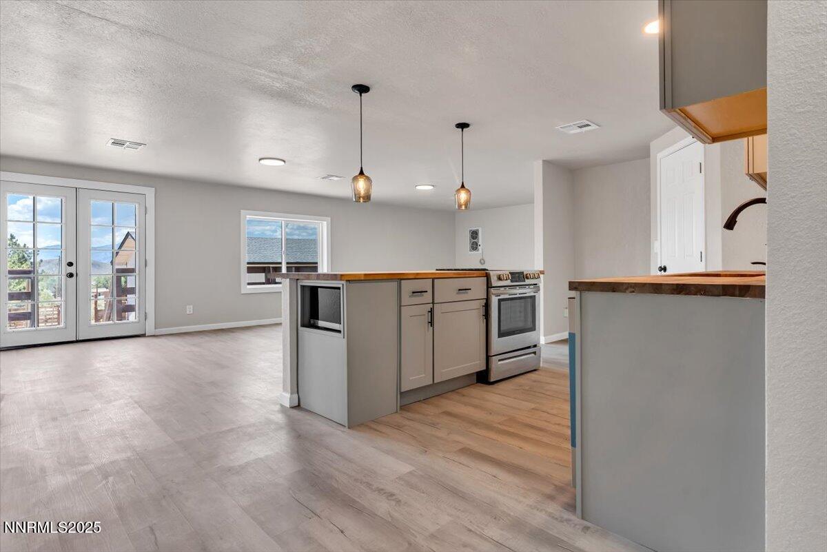 1324 Limestone Road Property Photo 8