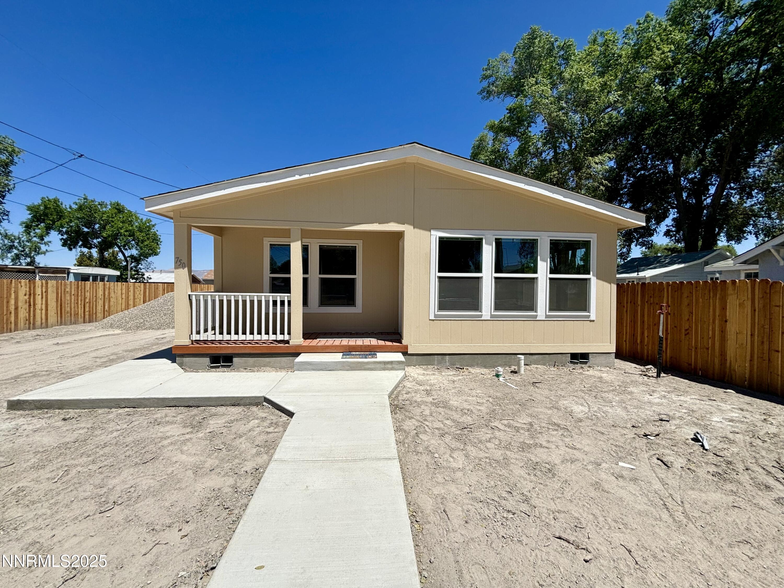 750 16th Street Property Photo 1