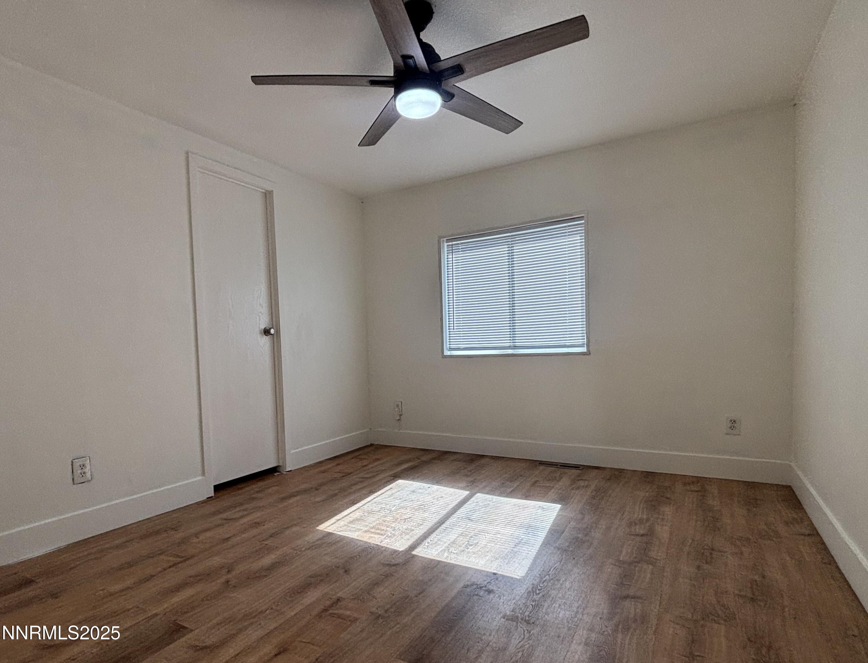 3810 Amber Street Property Photo 20
