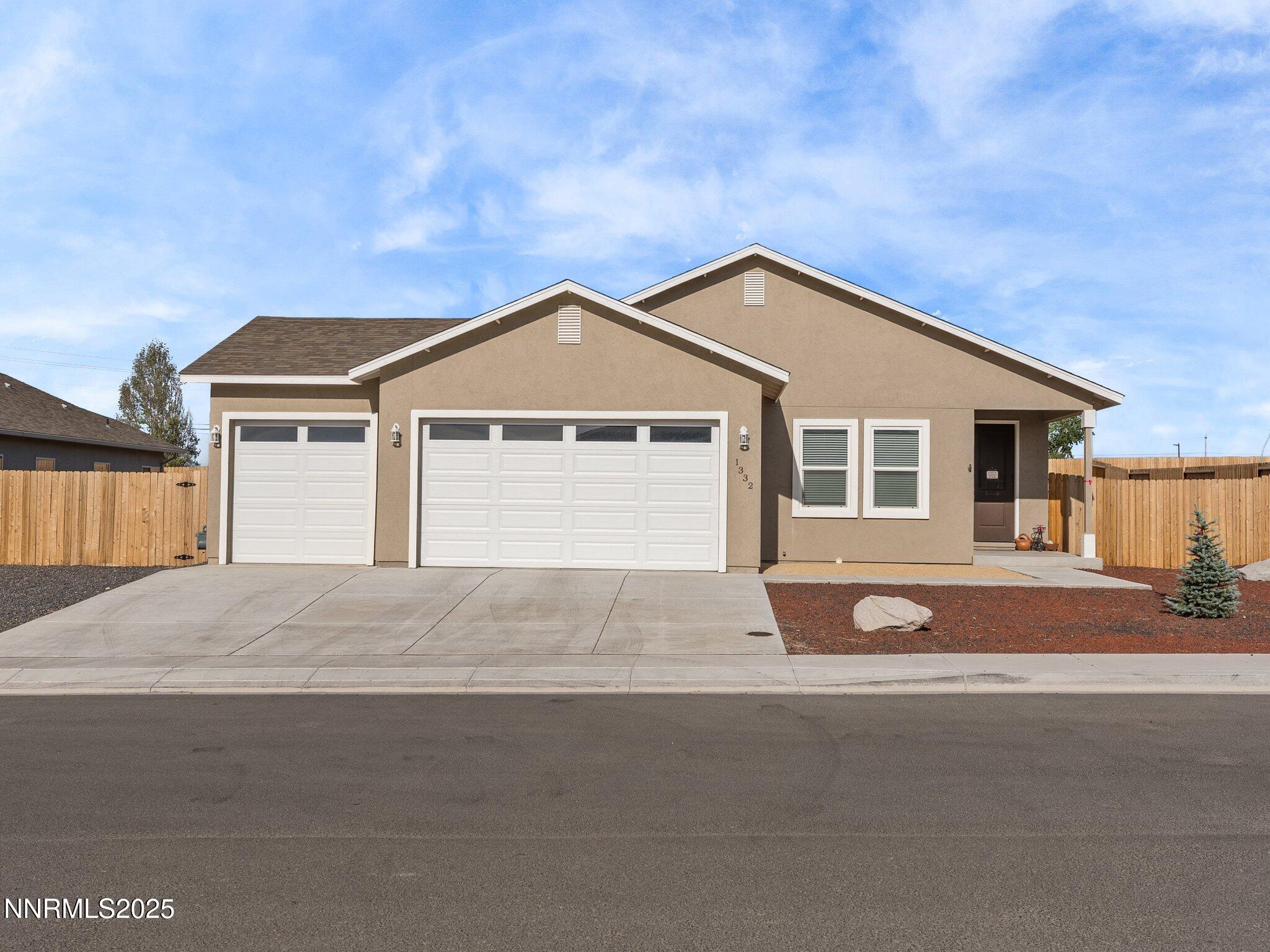 1332 Serenity Circle Property Photo 1