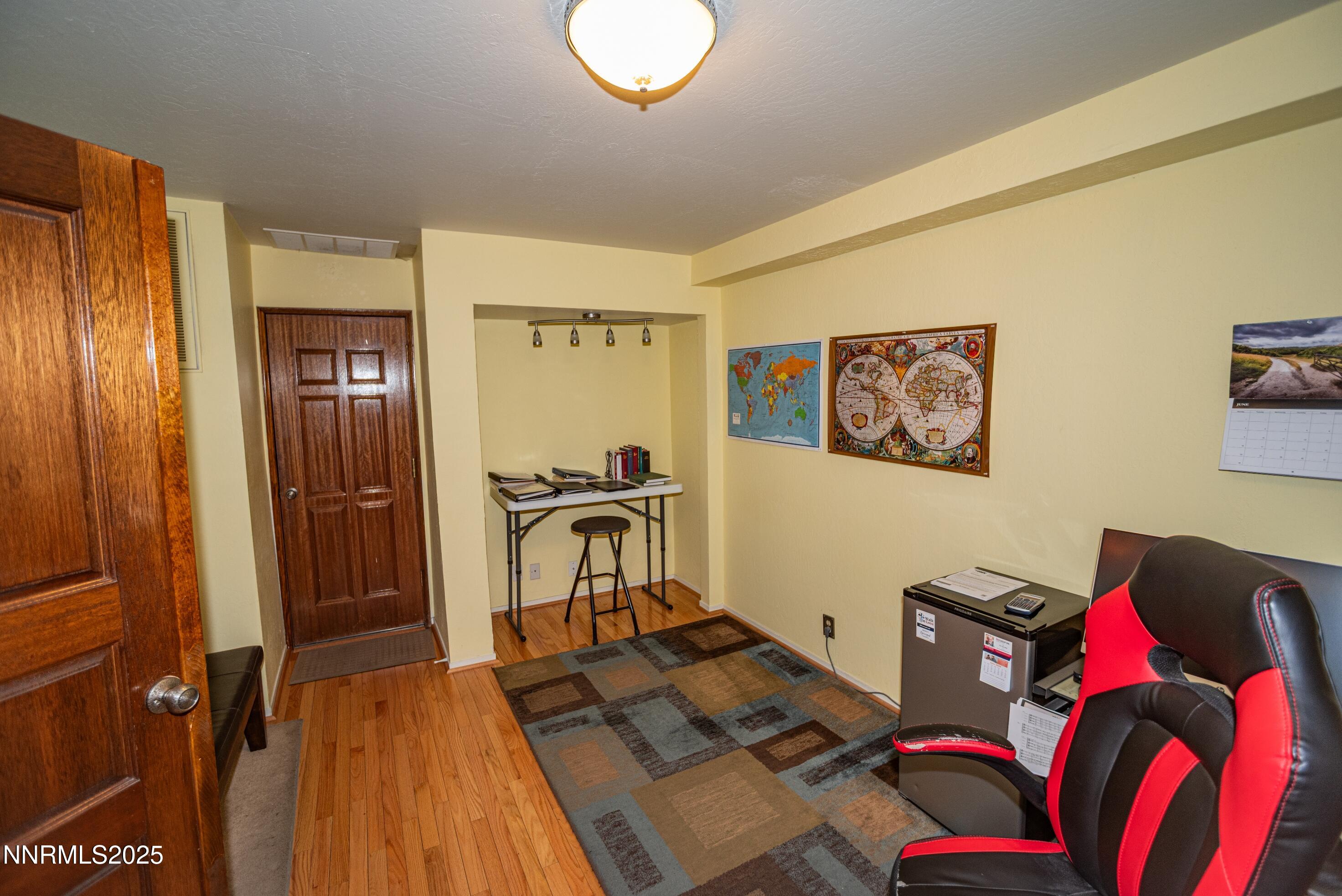 4003 Bluegrass Court Property Photo 6