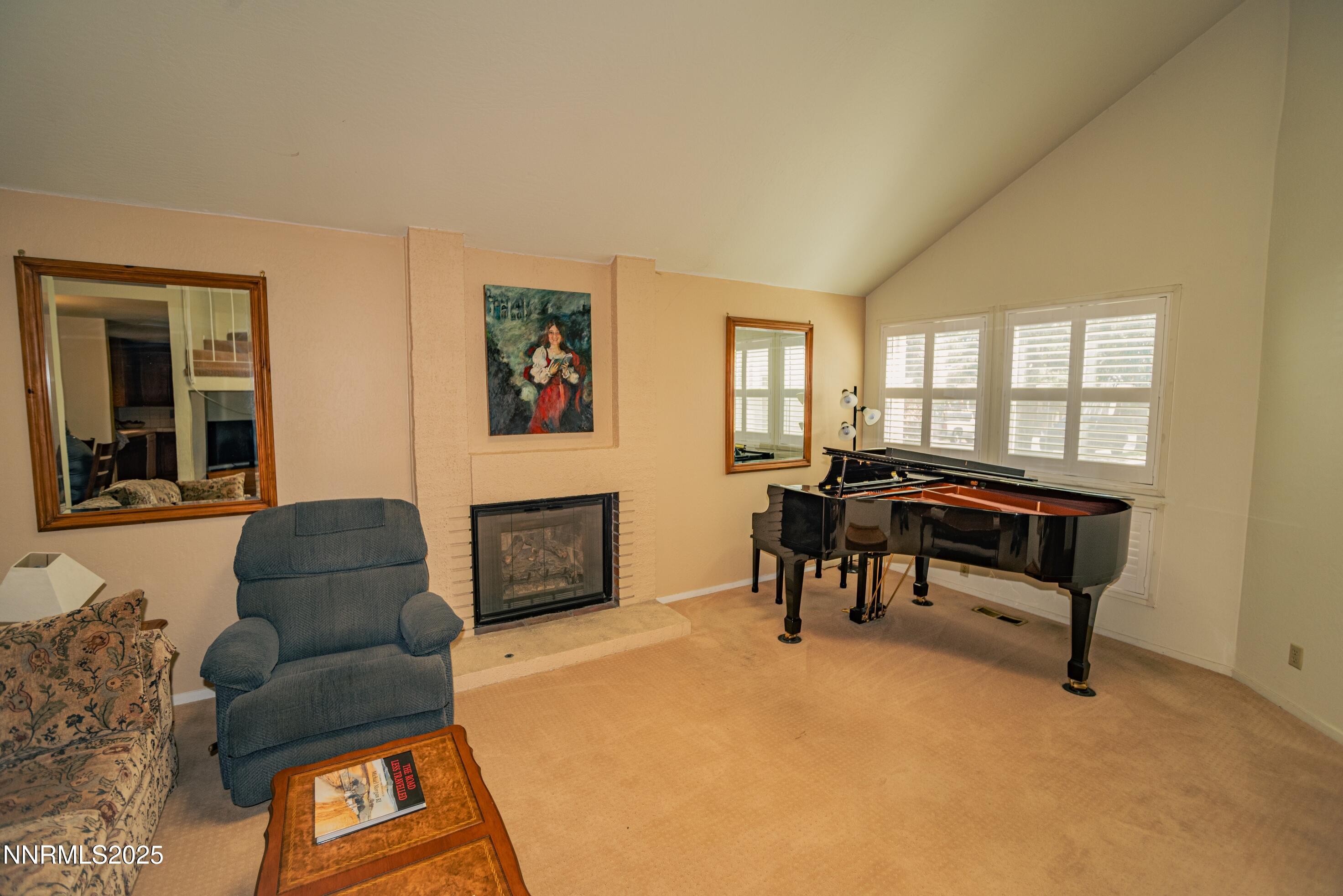 4003 Bluegrass Court Property Photo 13