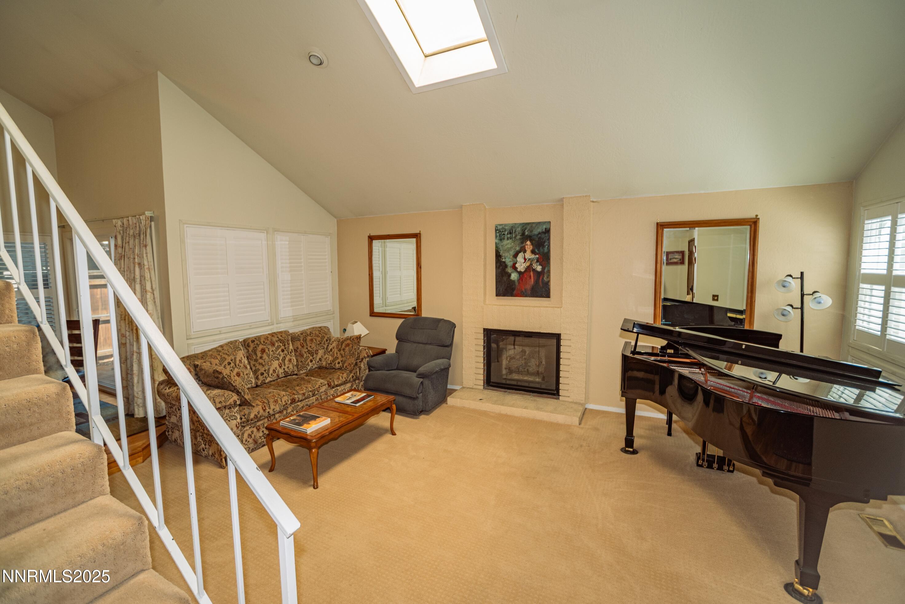 4003 Bluegrass Court Property Photo 14