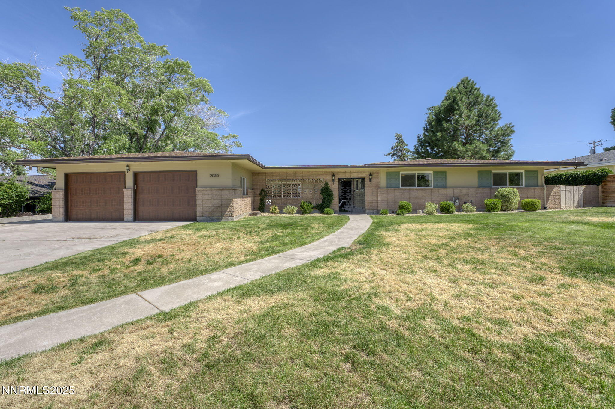 2080 Solari Drive Property Photo 1