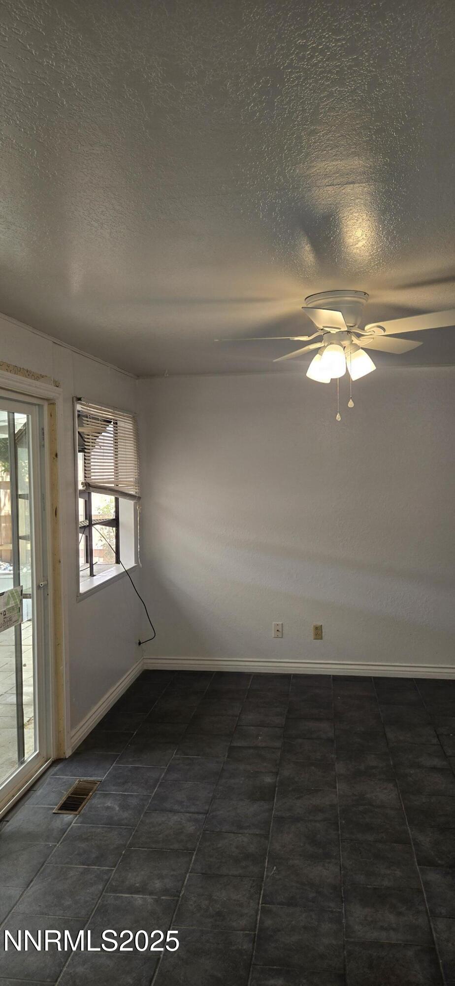 1930 Sunland Drive Property Photo 12