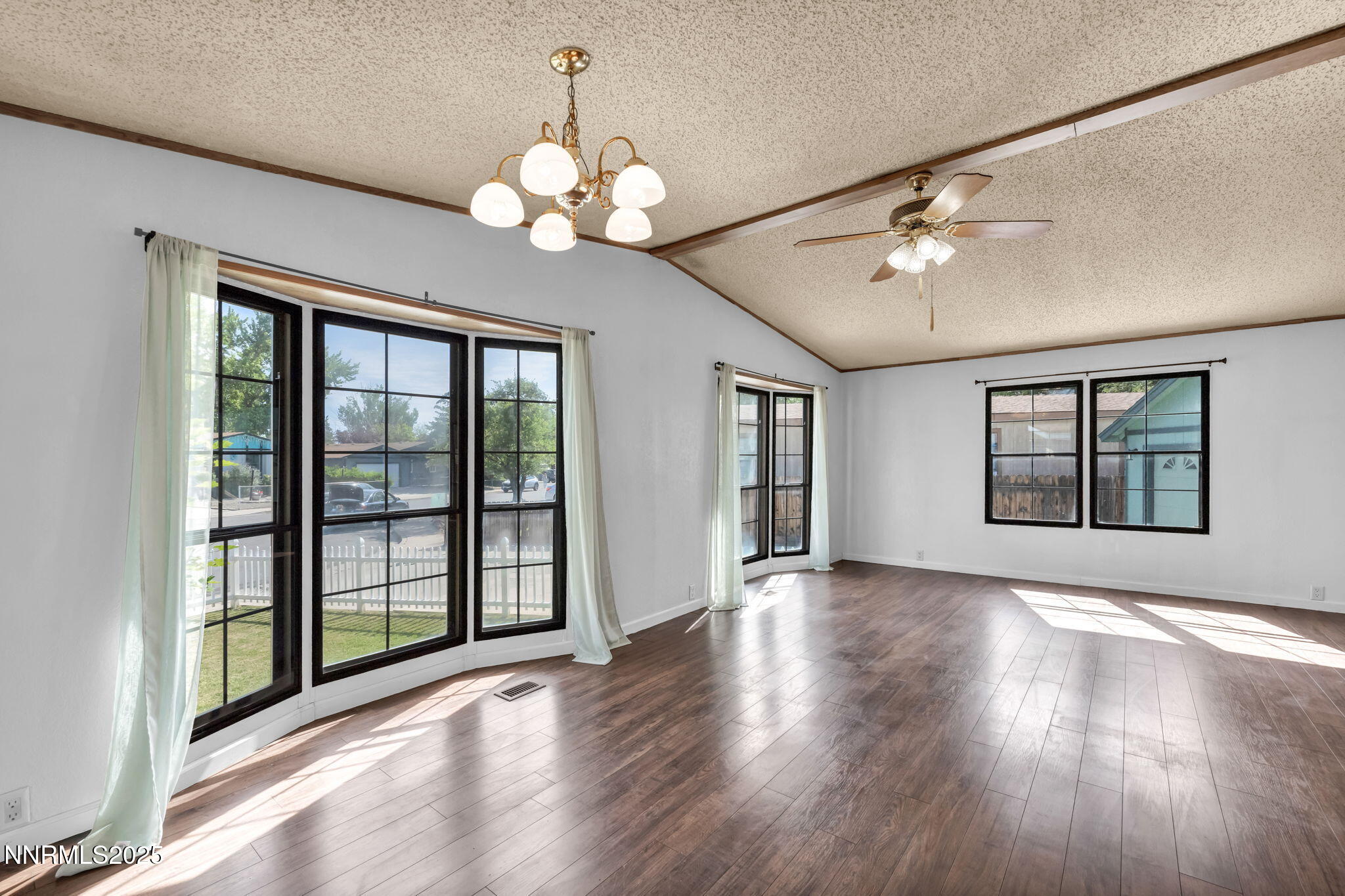 1155 Denise Circle Property Photo 4