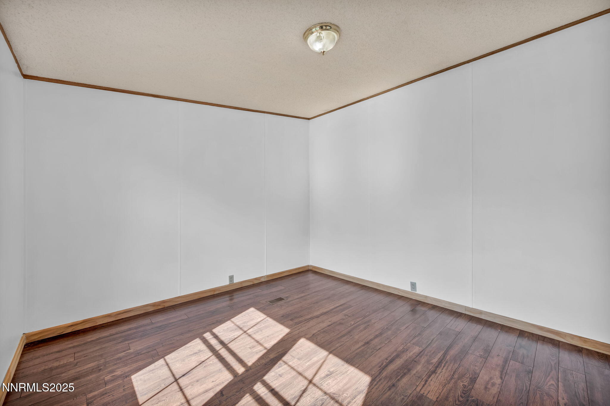 1155 Denise Circle Property Photo 12