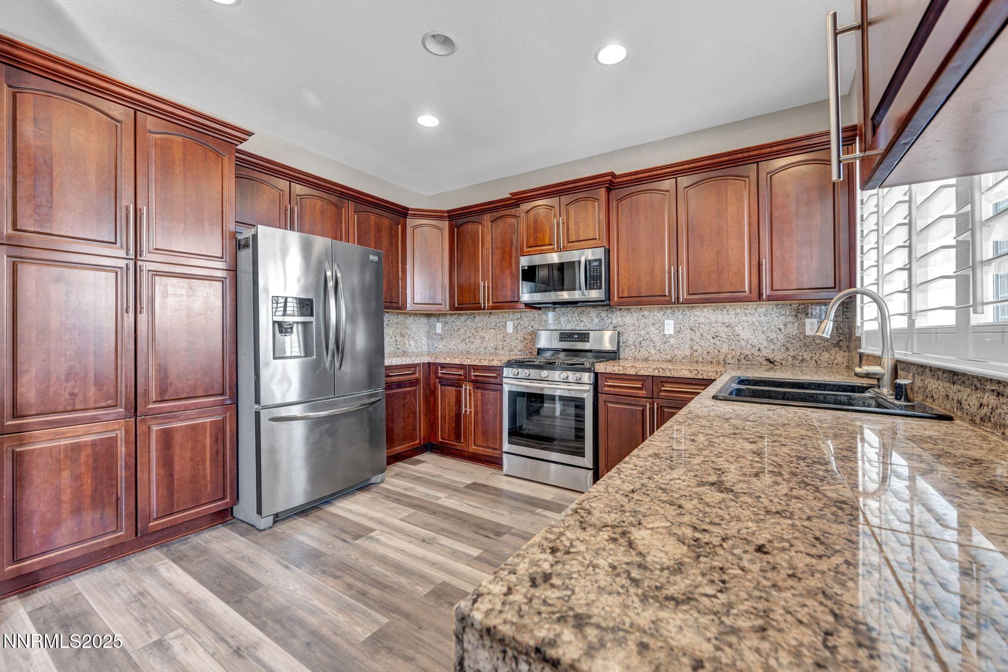 1720 Blue Oak Court Property Photo 14