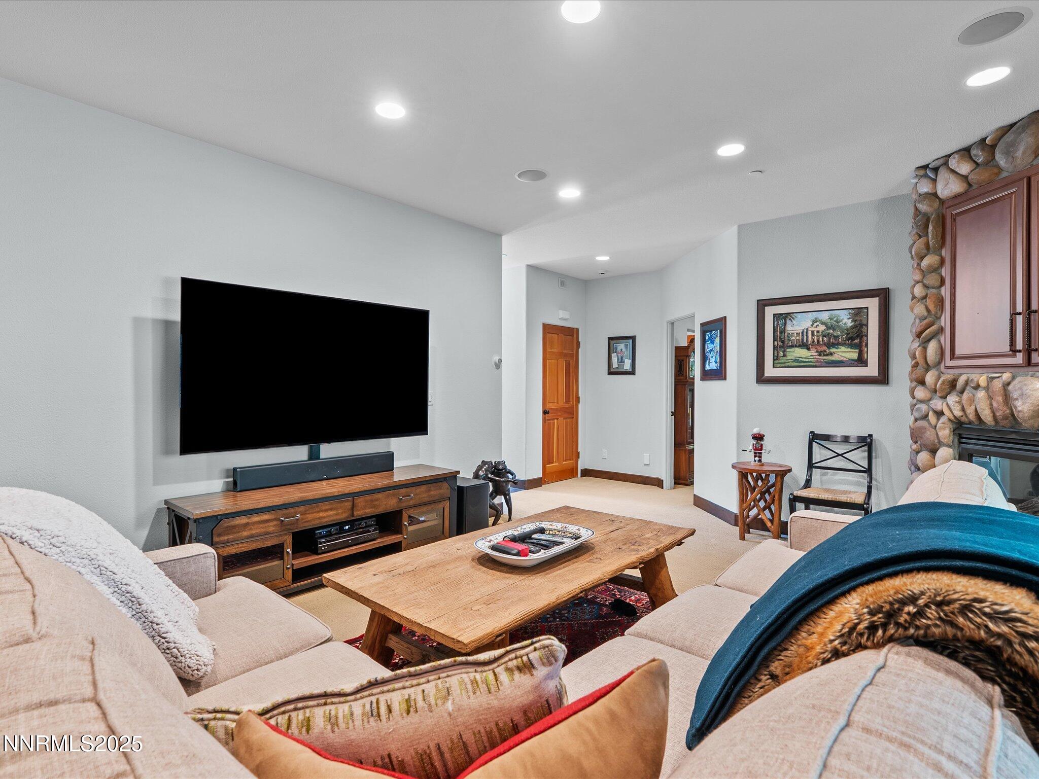275 Deer Court Property Photo 19