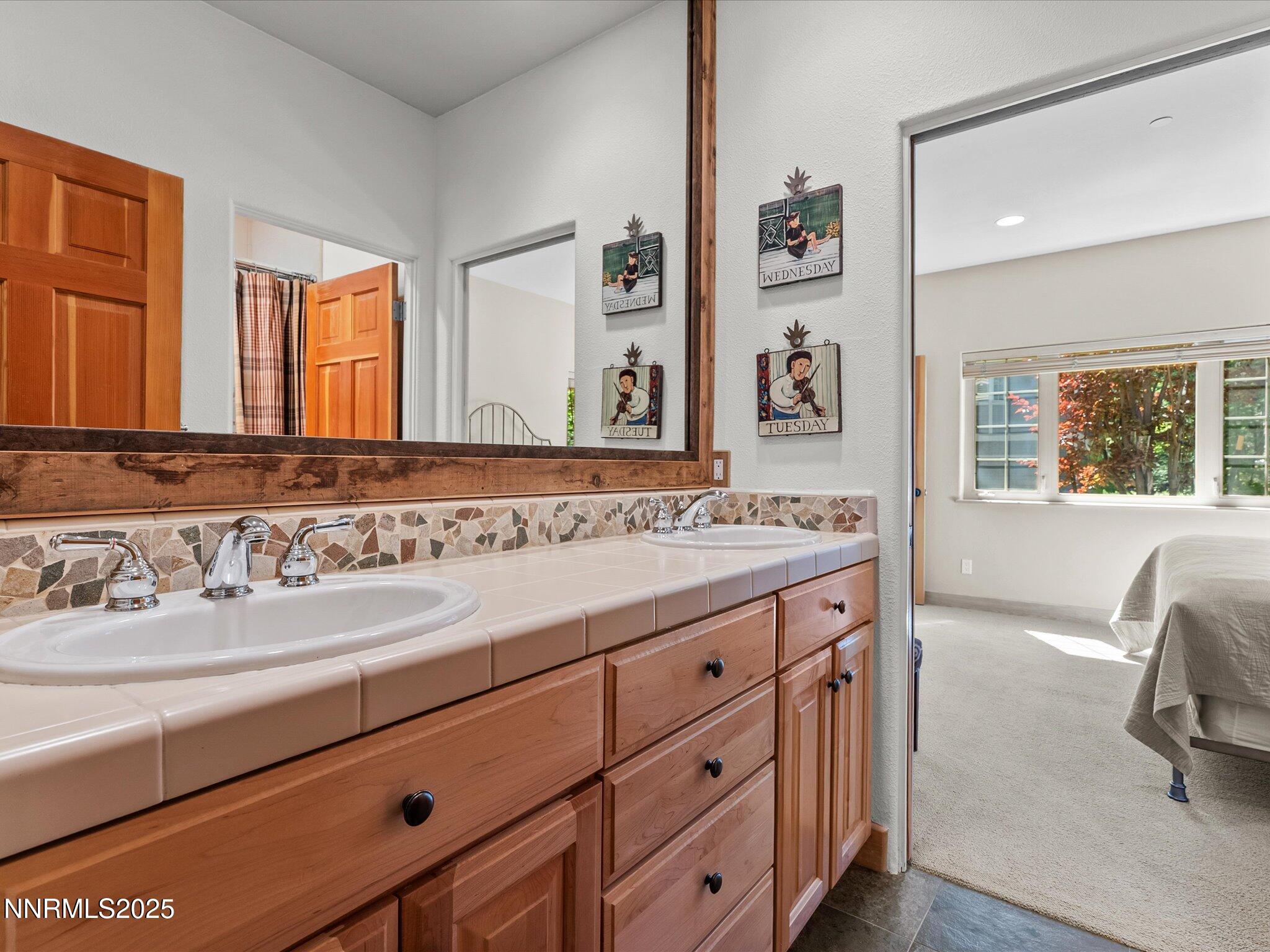 275 Deer Court Property Photo 25