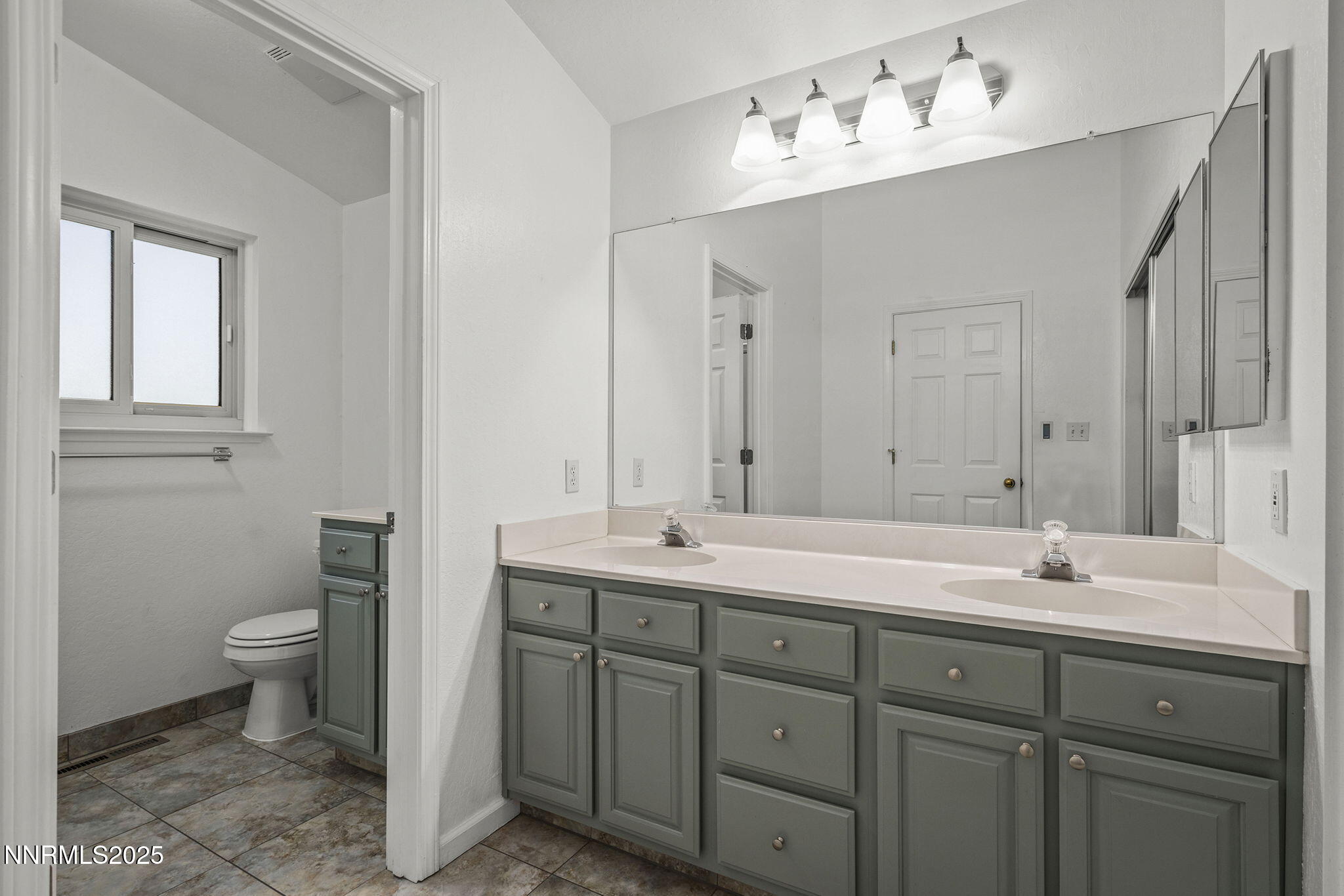 4950 San Diego Court Property Photo 12