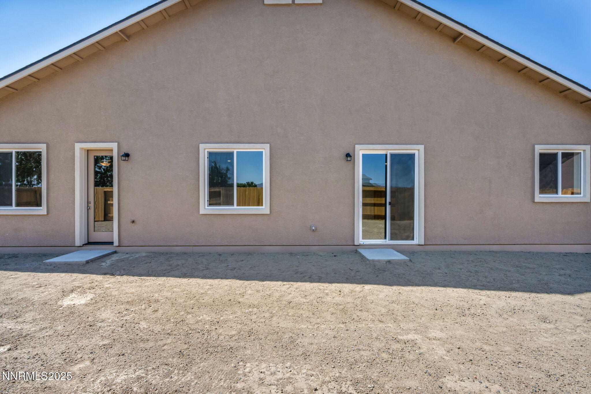 3299 Hadley Street Property Photo 4