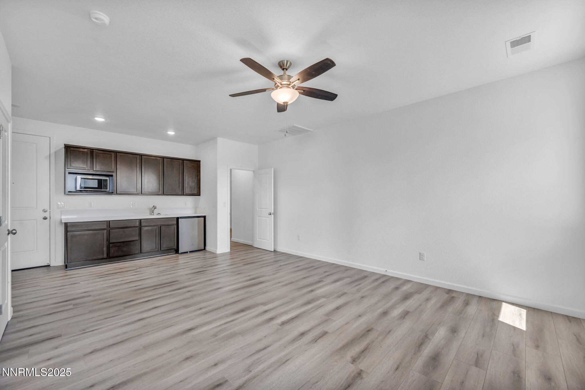 3299 Hadley Street Property Photo 15