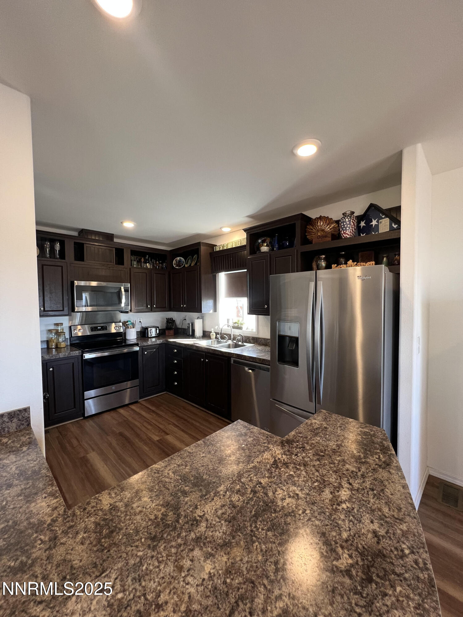 1060 Skyline Boulevard Property Photo 13