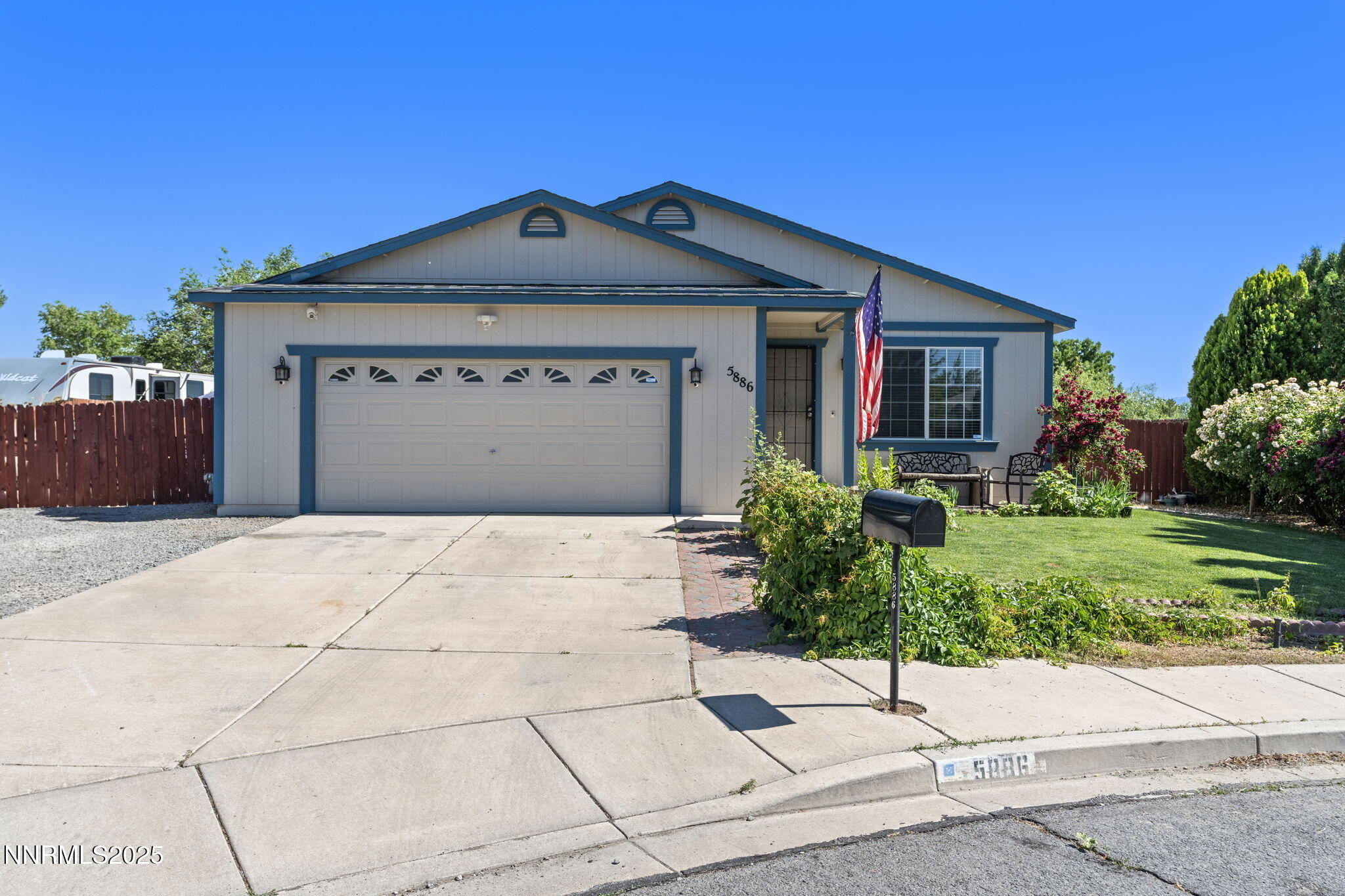 5886 Wishbone Court Property Photo 1