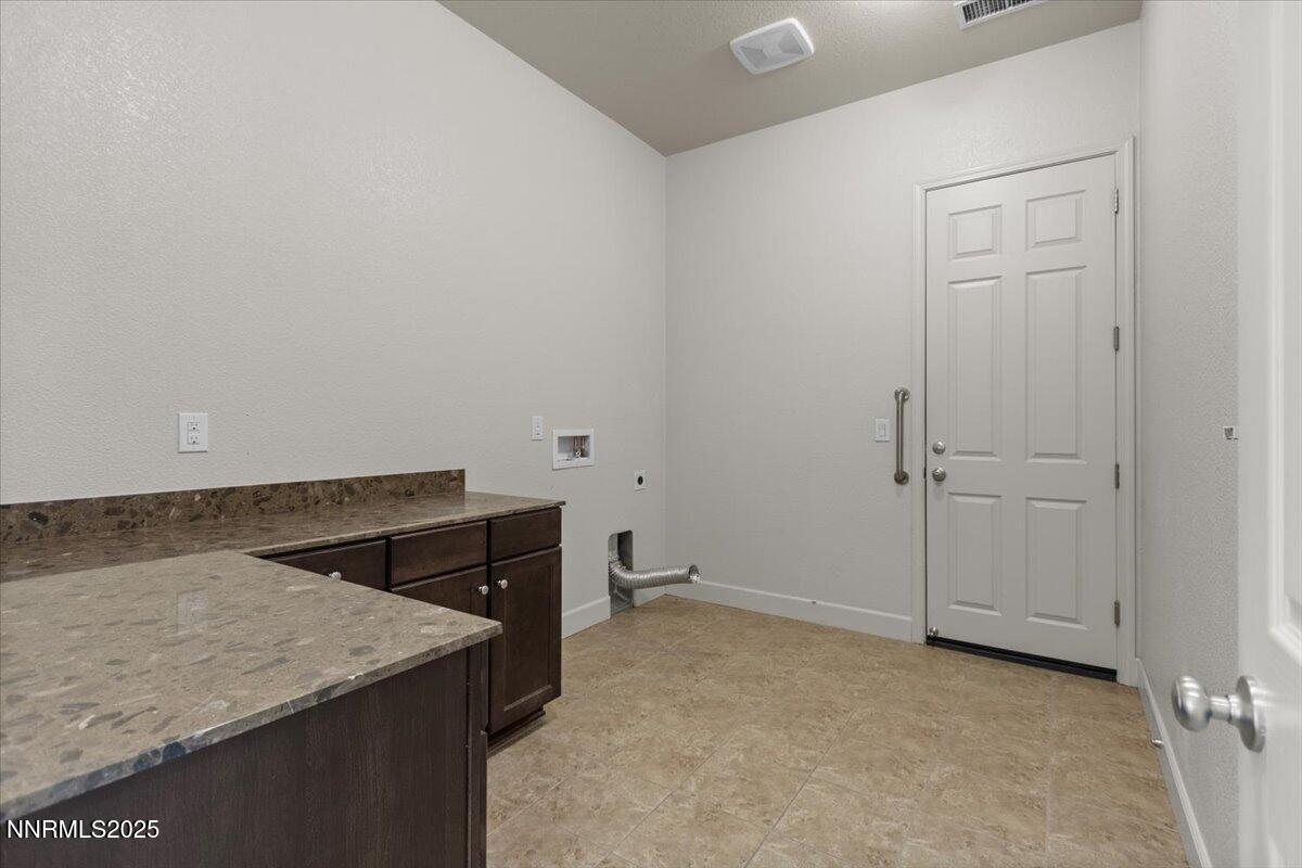 11720 Valley Crest Drive Property Photo 76
