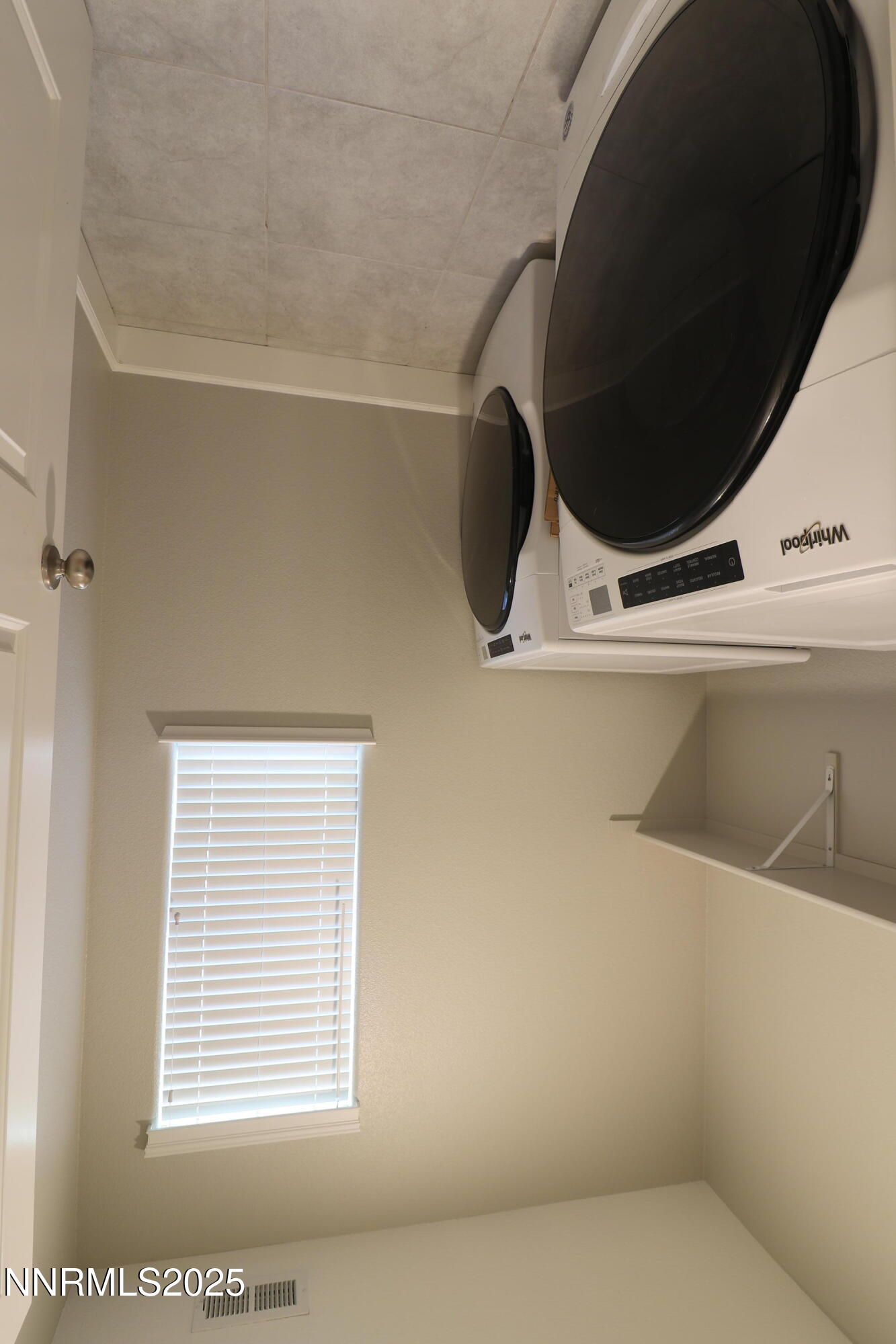 1860 Sea Horse Road Property Photo 24