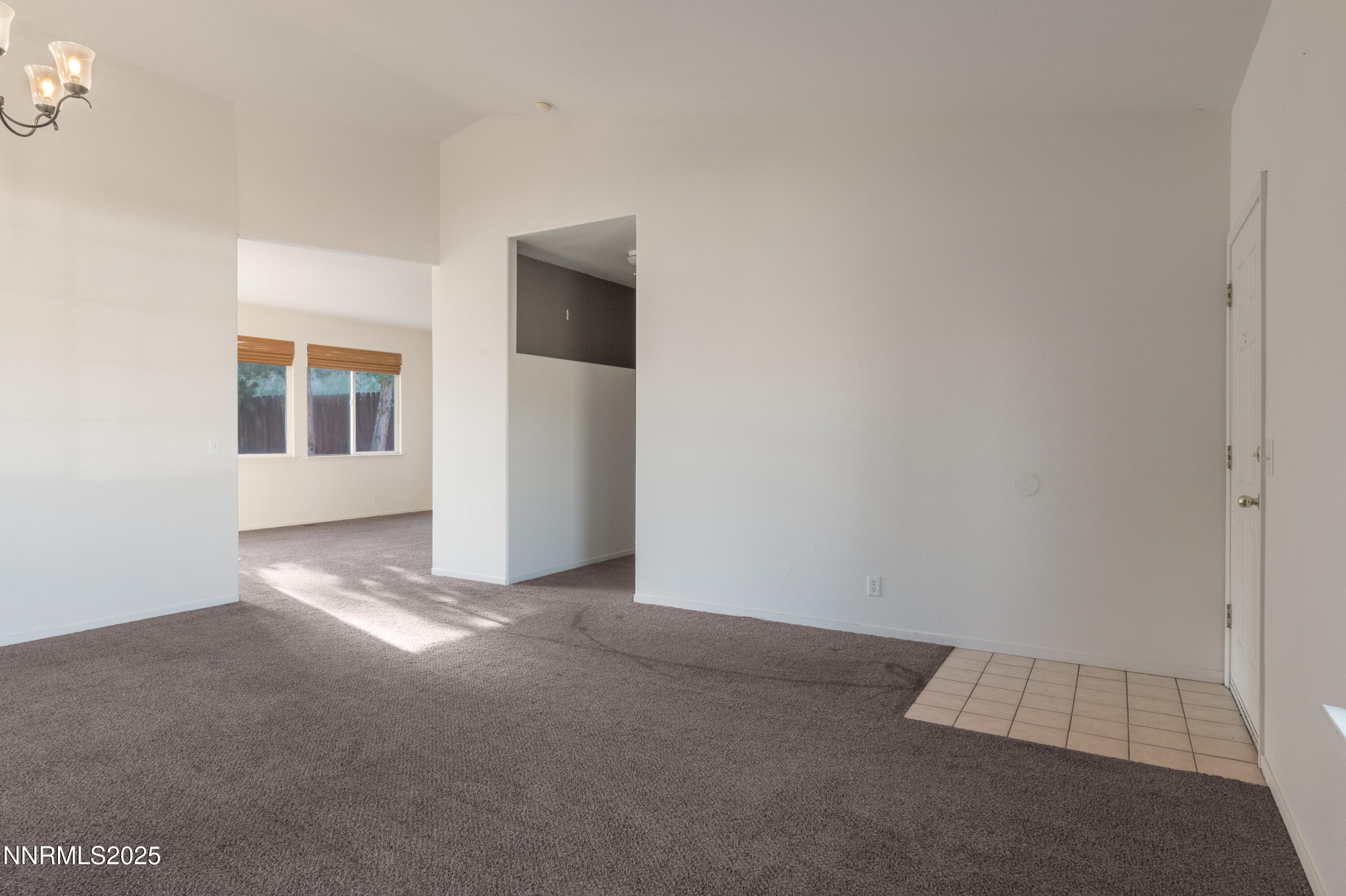 1429 Lindsay Drive Property Photo 5