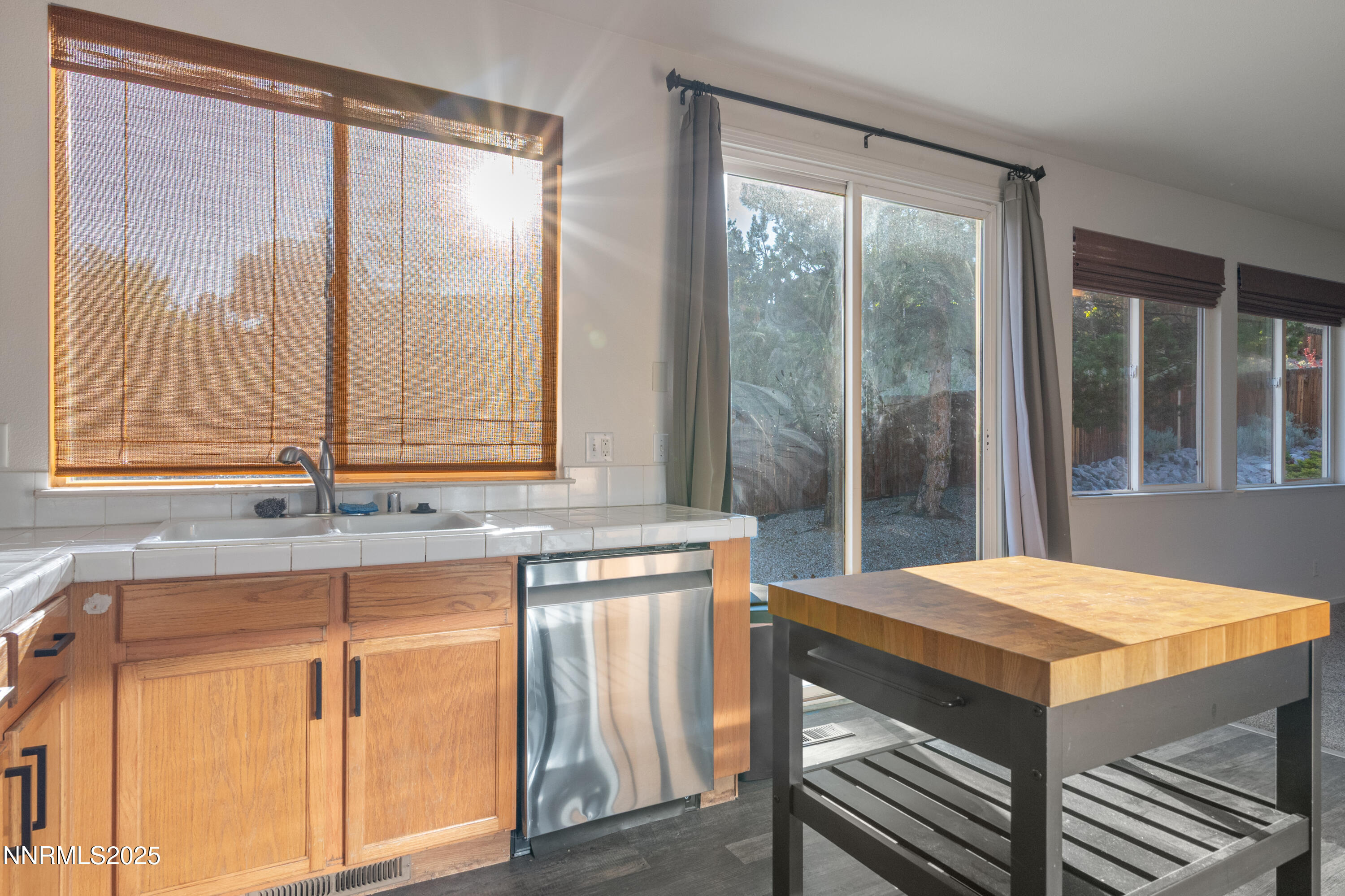 1429 Lindsay Drive Property Photo 14