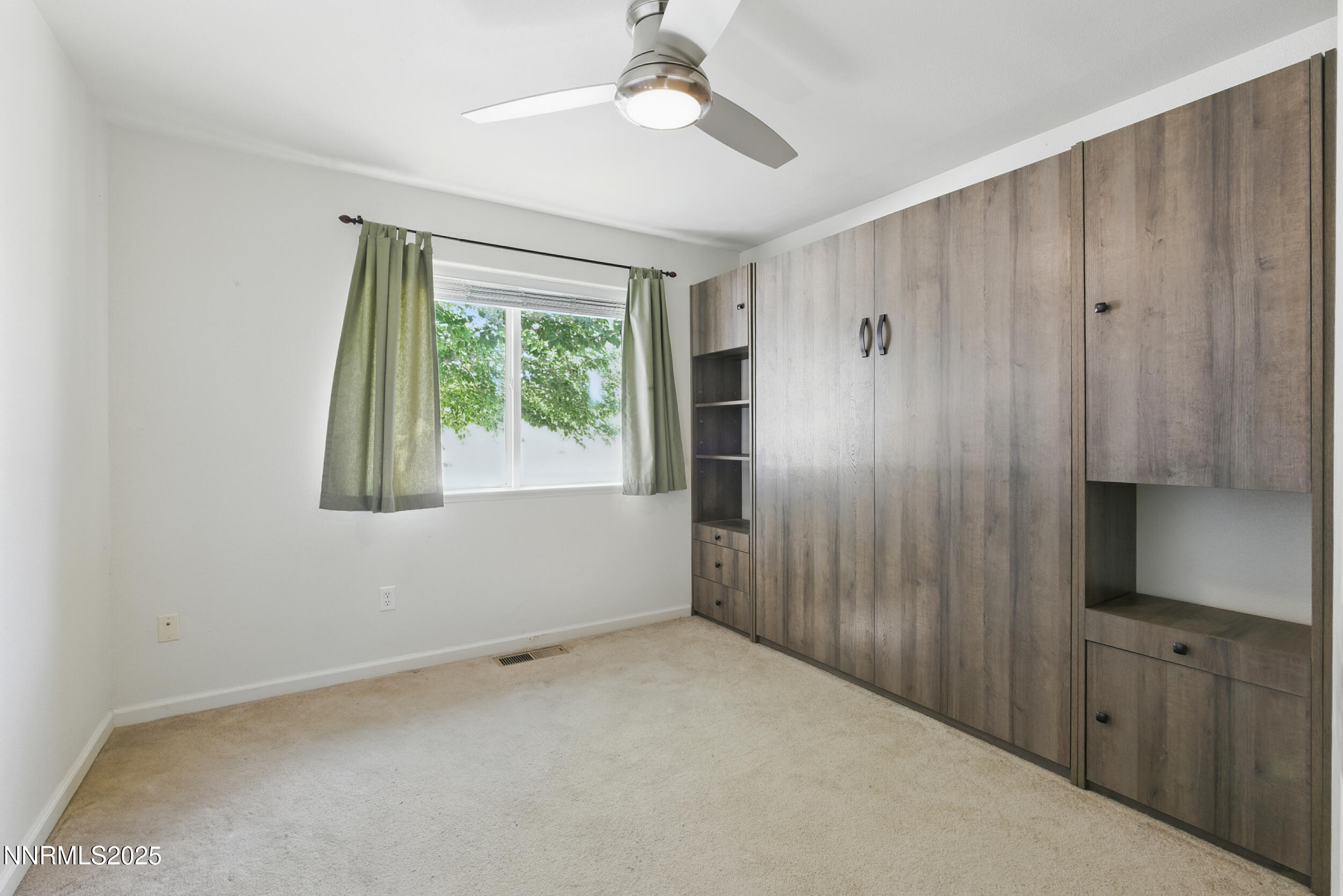 751 Divot Drive Property Photo 19