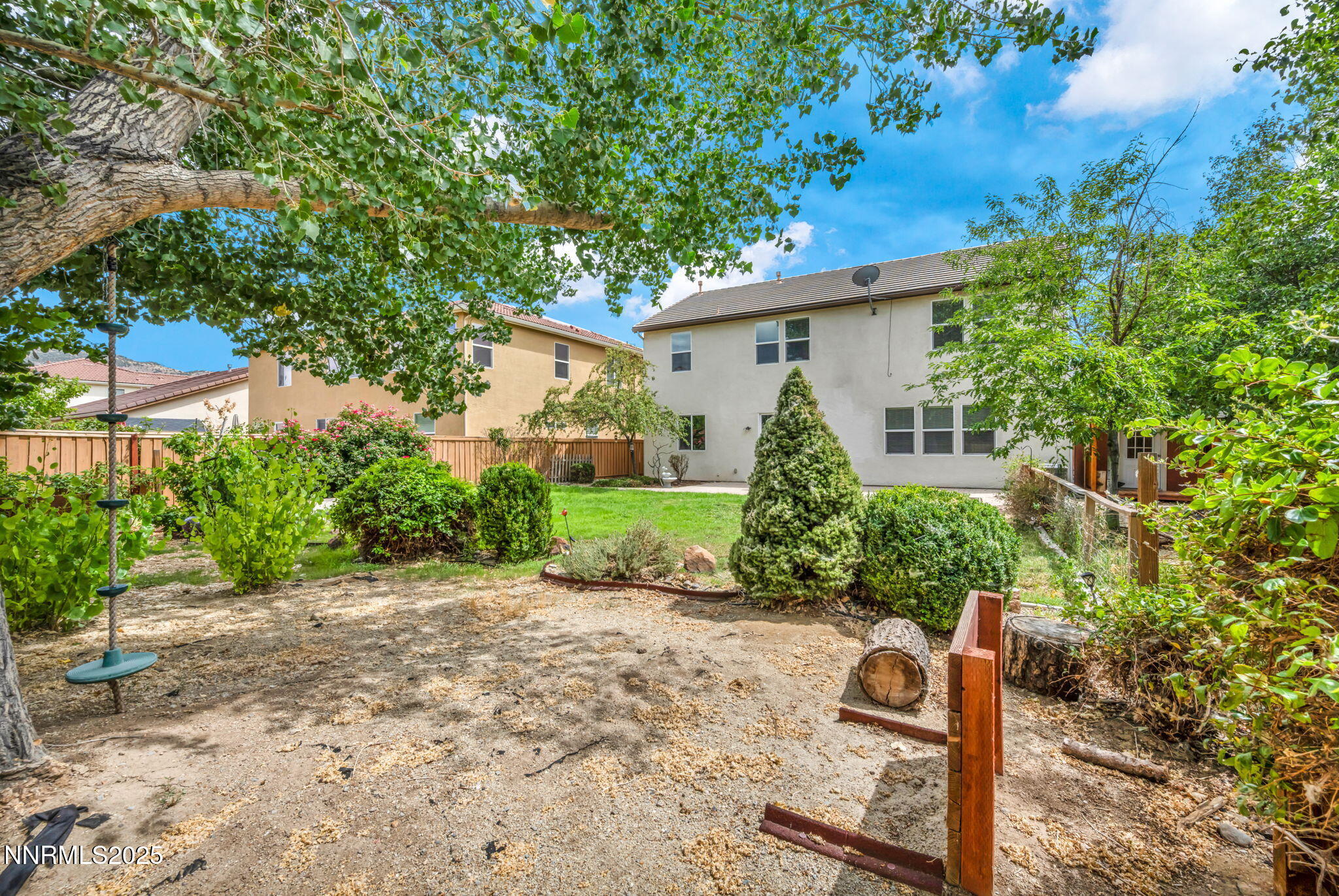 405 Sondrio Court Property Photo 2