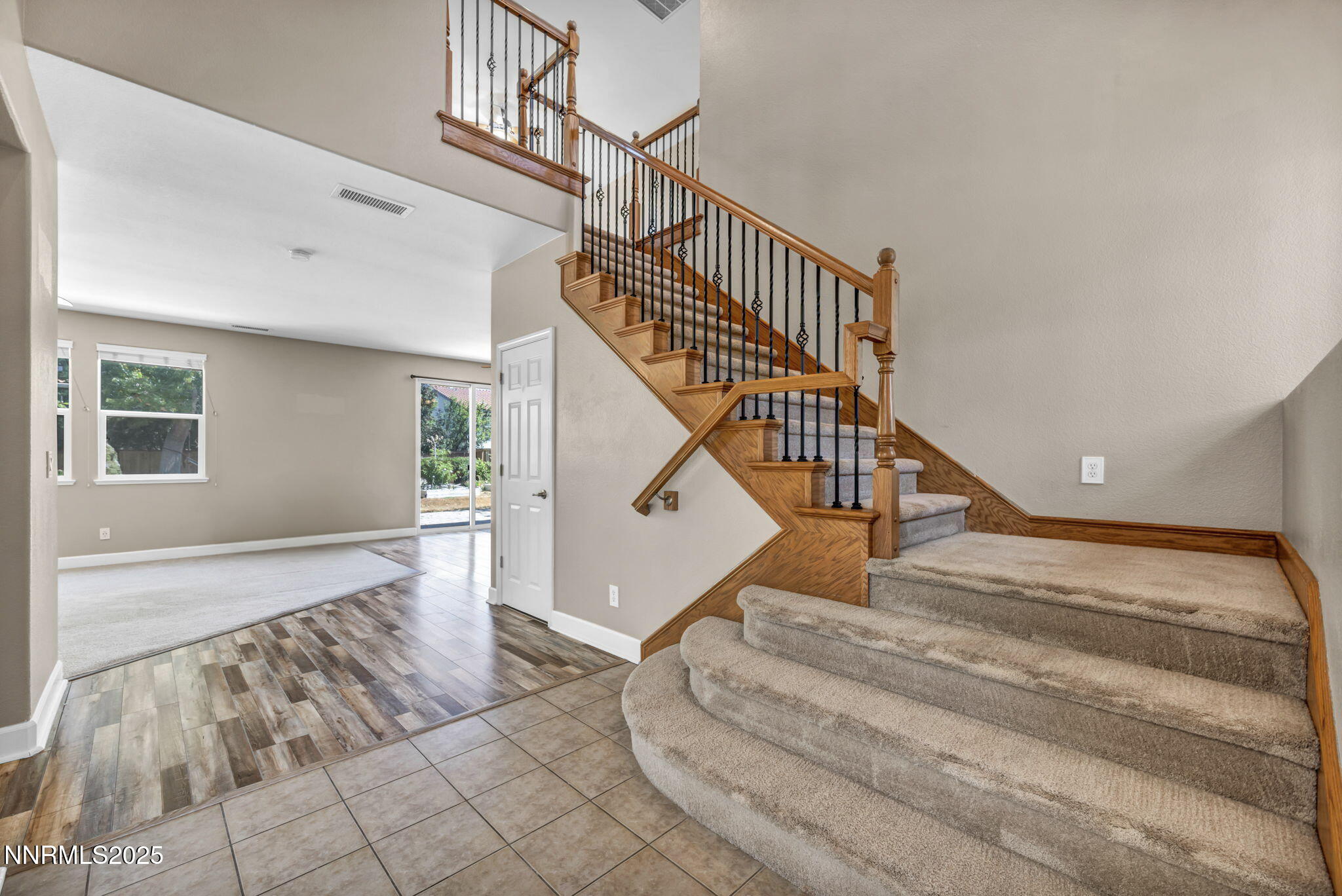 405 Sondrio Court Property Photo 3