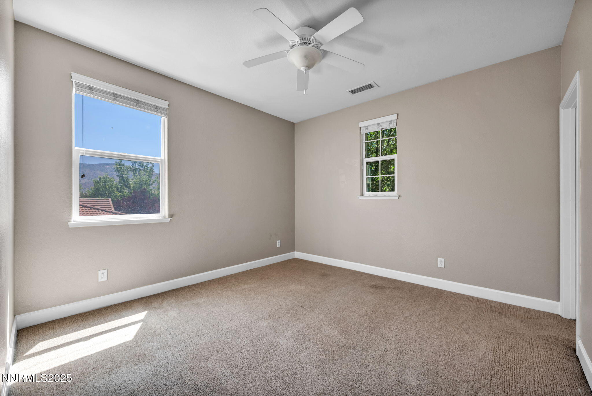 405 Sondrio Court Property Photo 34