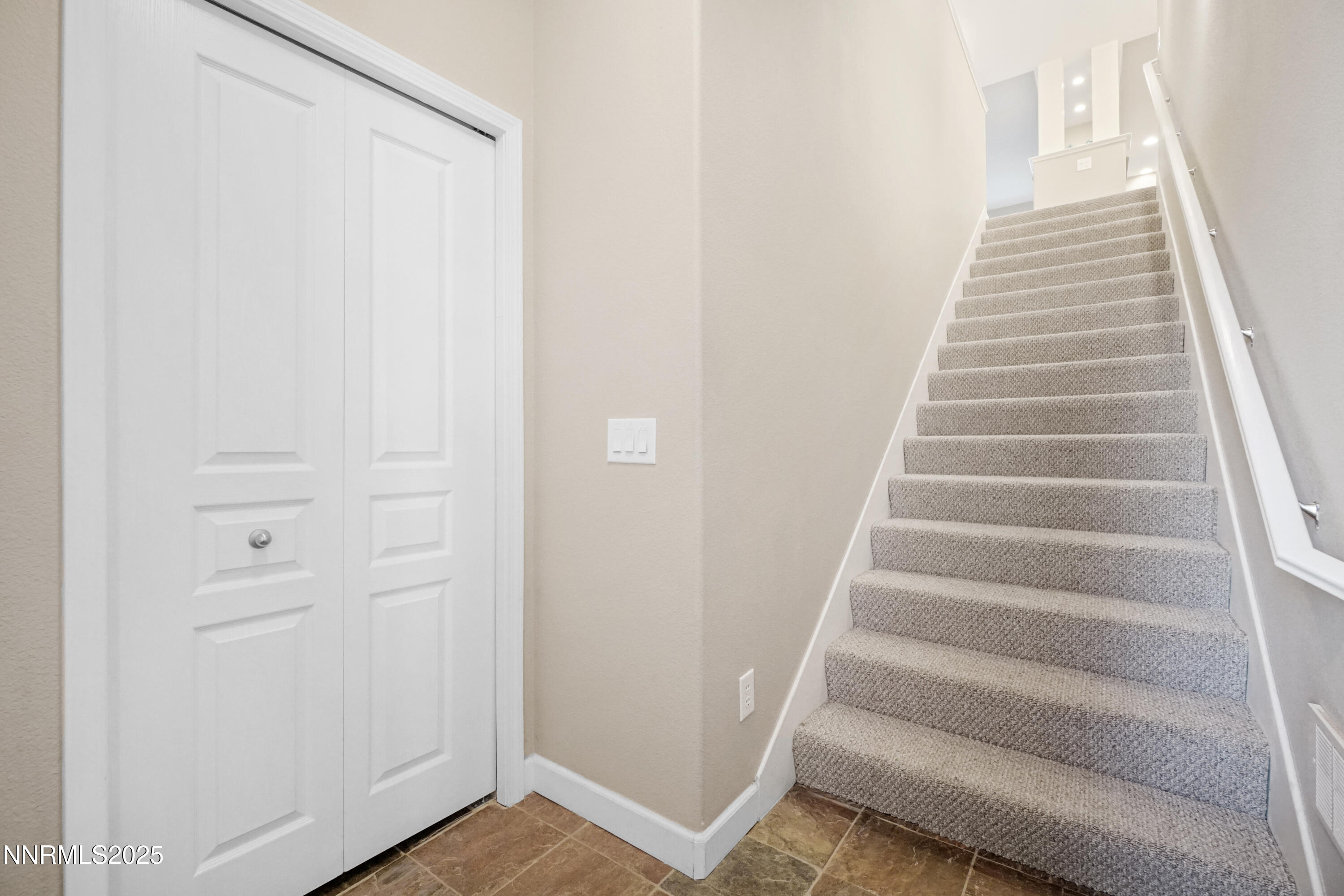 4809 Bougainvillea Circle Property Photo 5